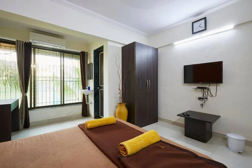 Bed in Sea Land Kihim