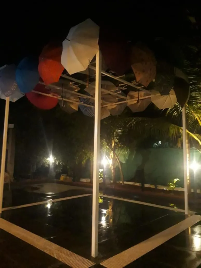 Swimming pool in Sea Land Kihim