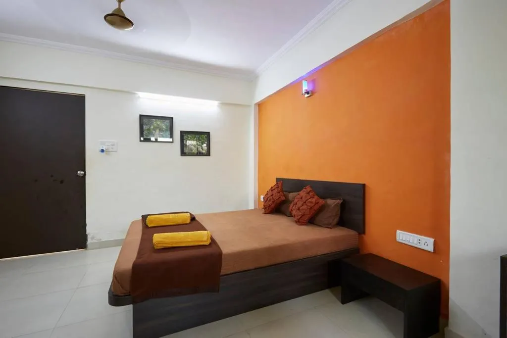 Bed in Sea Land Kihim