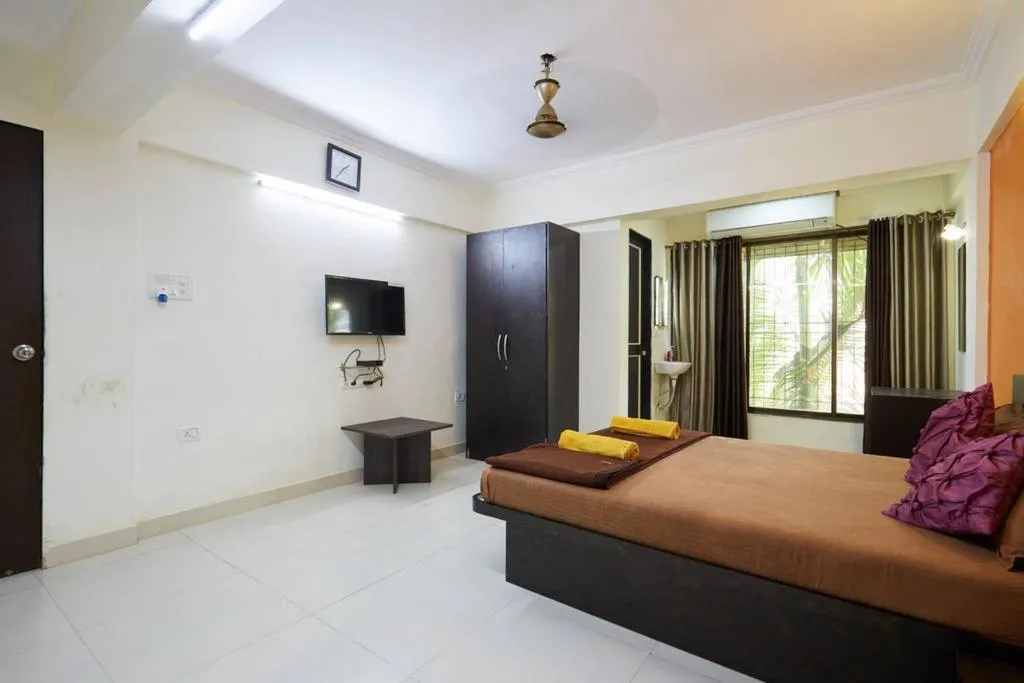 Bed in Sea Land Kihim