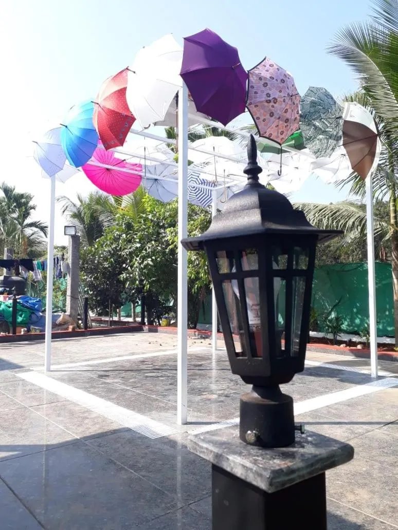 Swimming pool in Sea Land Kihim