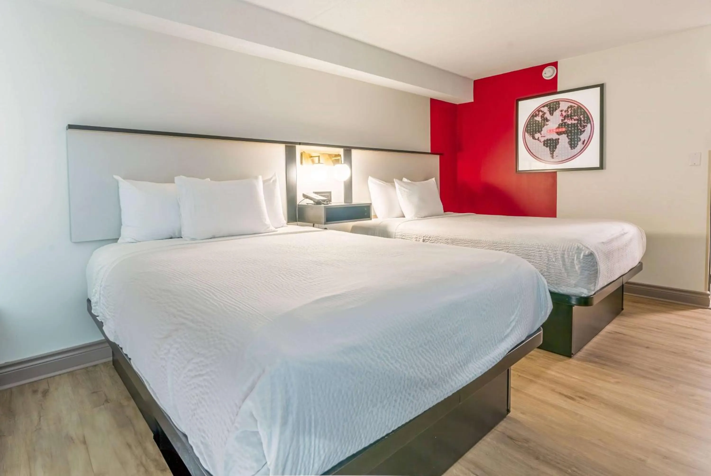 Photo of the whole room, Bed in Ramada by Wyndham Kingston