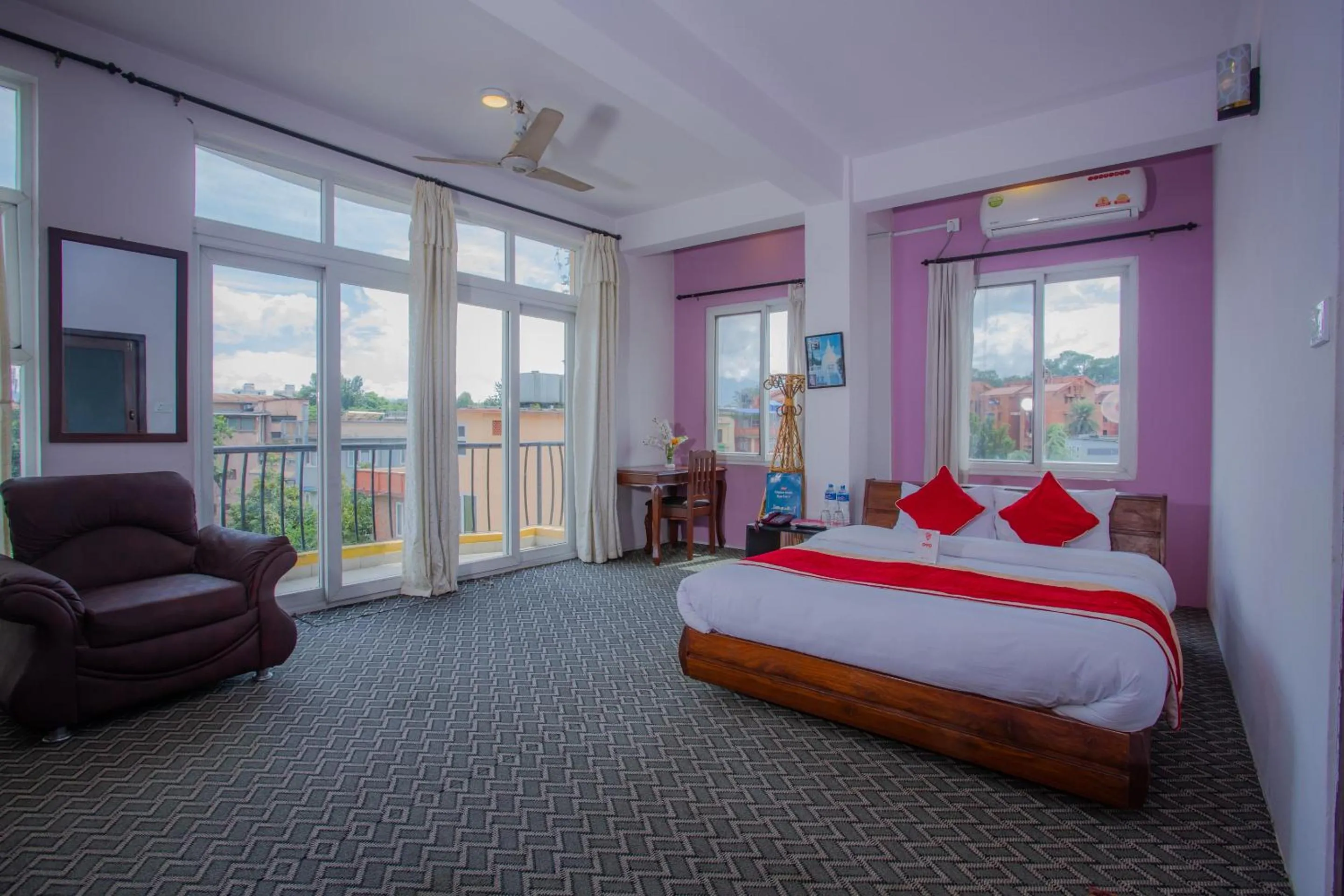 Bedroom, Bed in OYO 135 Lost Garden Apartment and Guest House
