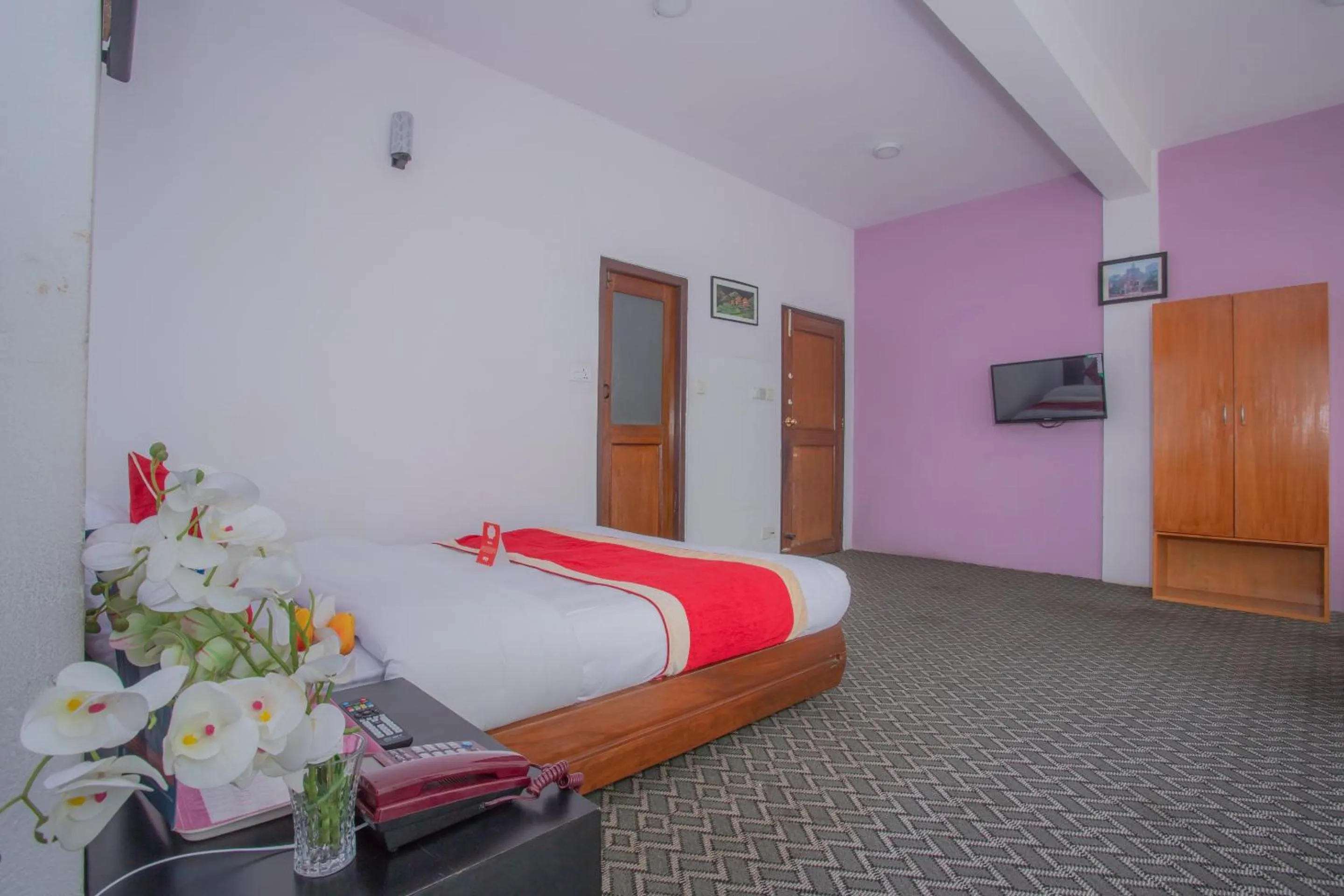 Bedroom, Bed in OYO 135 Lost Garden Apartment and Guest House
