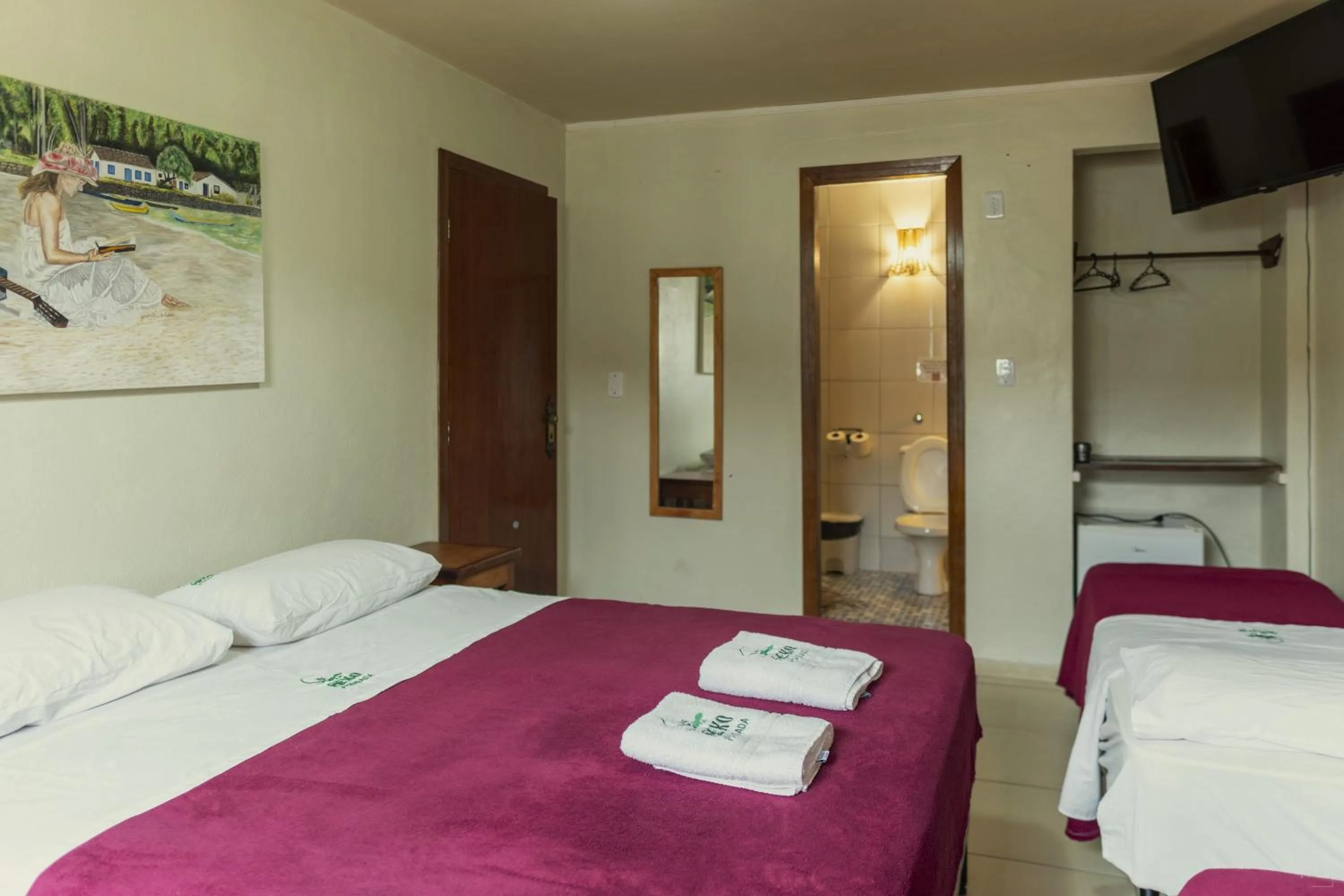 Bed in Geko Pousada Paraty