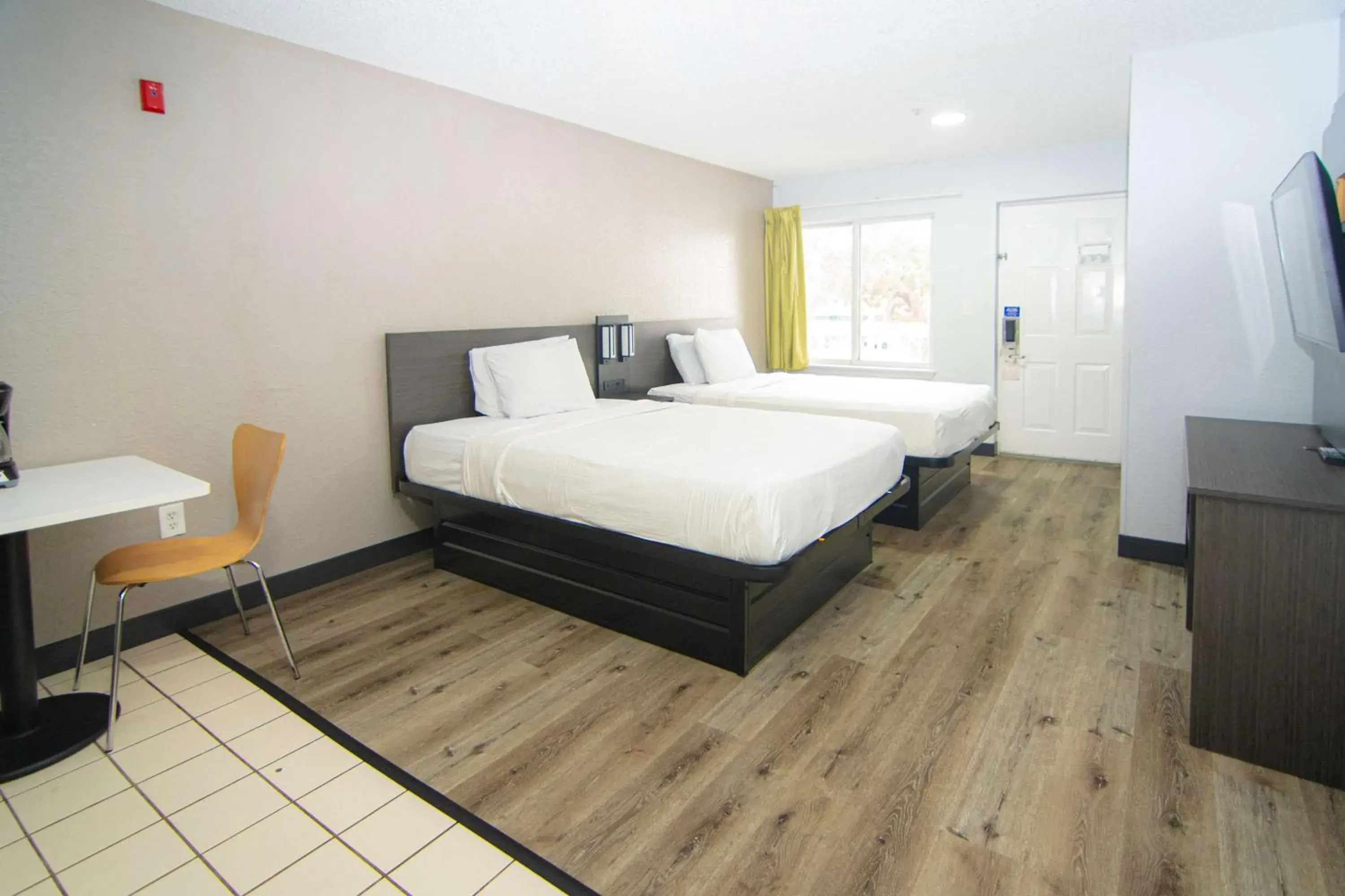 Bedroom, Bed in Studio 6-West Palm Beach, FL Bedroom, Bed in Studio 6-West Palm Beach, FL