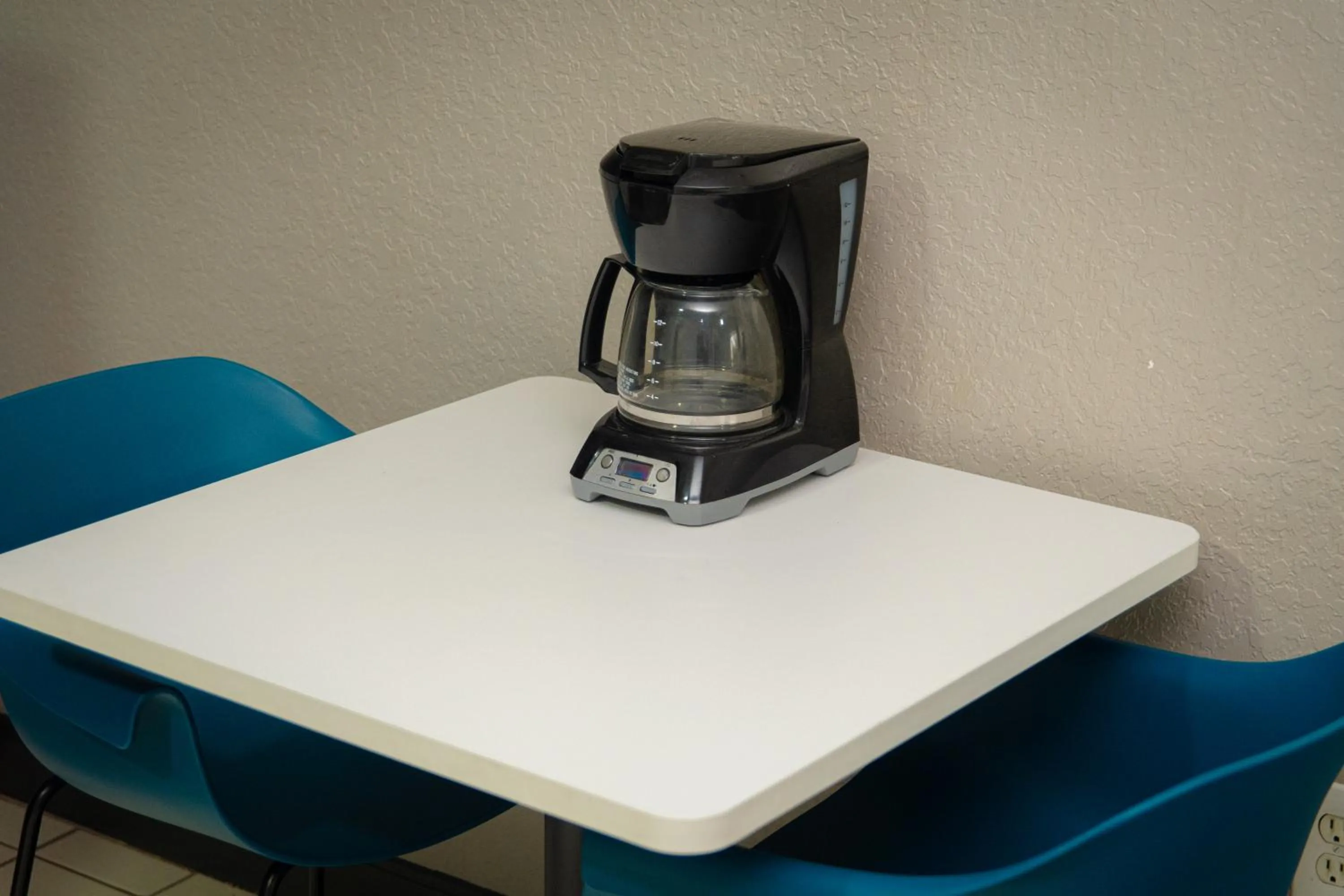 kitchen in Studio 6-West Palm Beach, FL