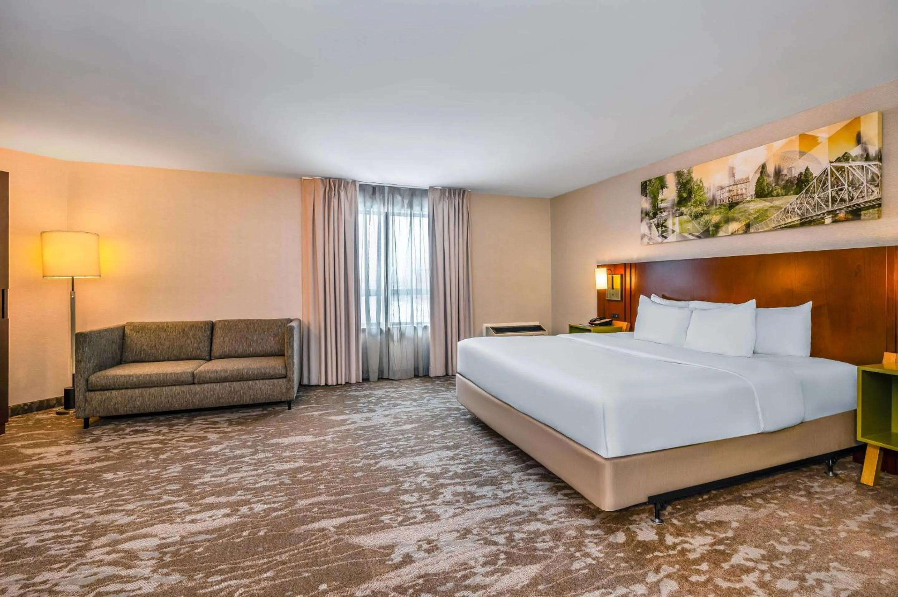 Bedroom, Bed in Comfort Inn South Shore