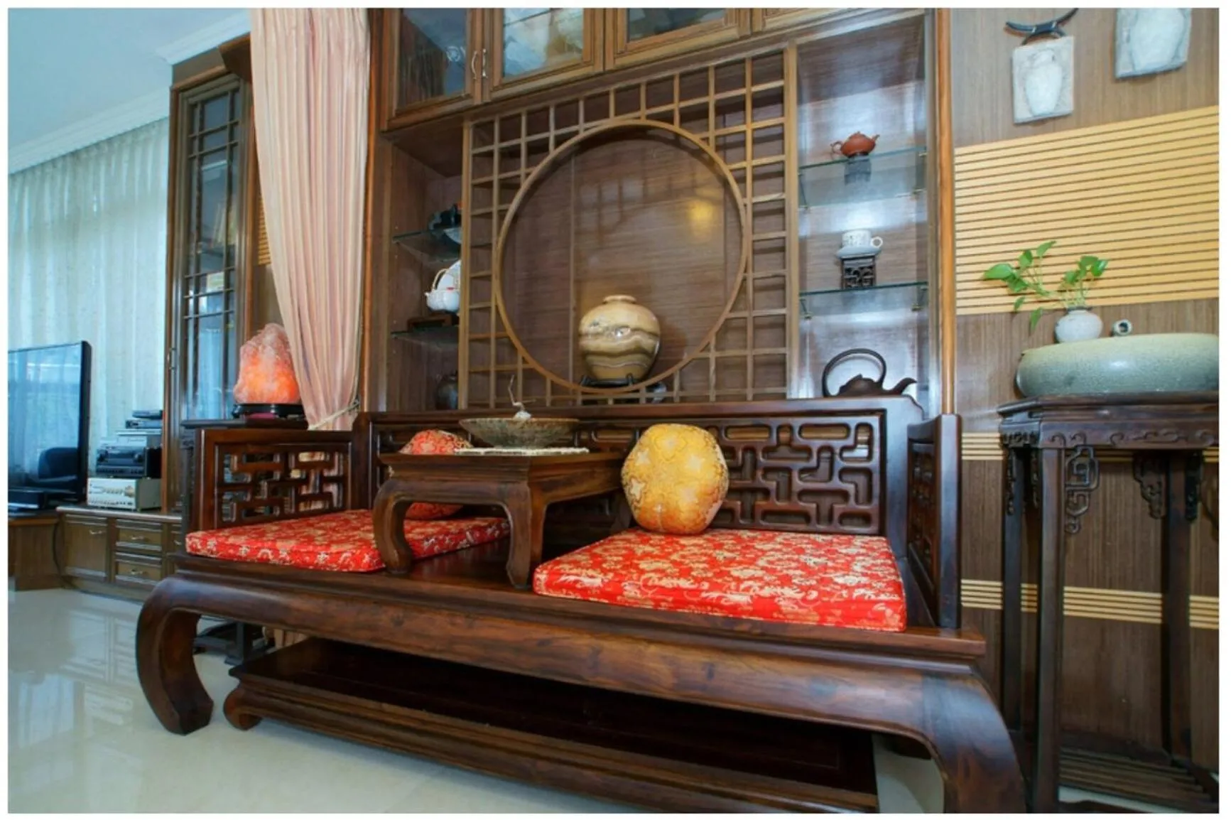 Seating area in Emaly Homestay