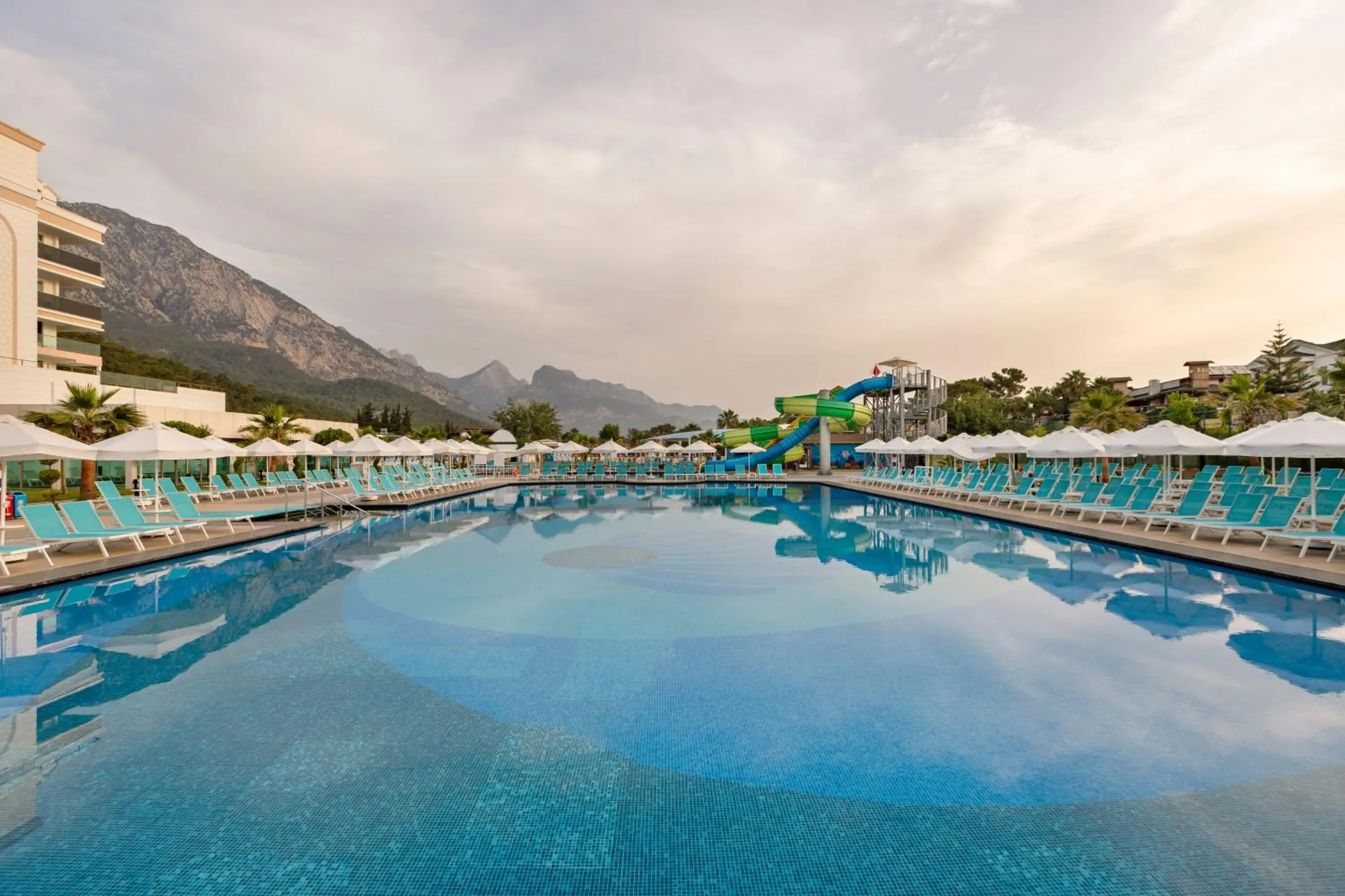 Swimming Pool in Dosinia Luxury Resort-Ultra All Inclusive