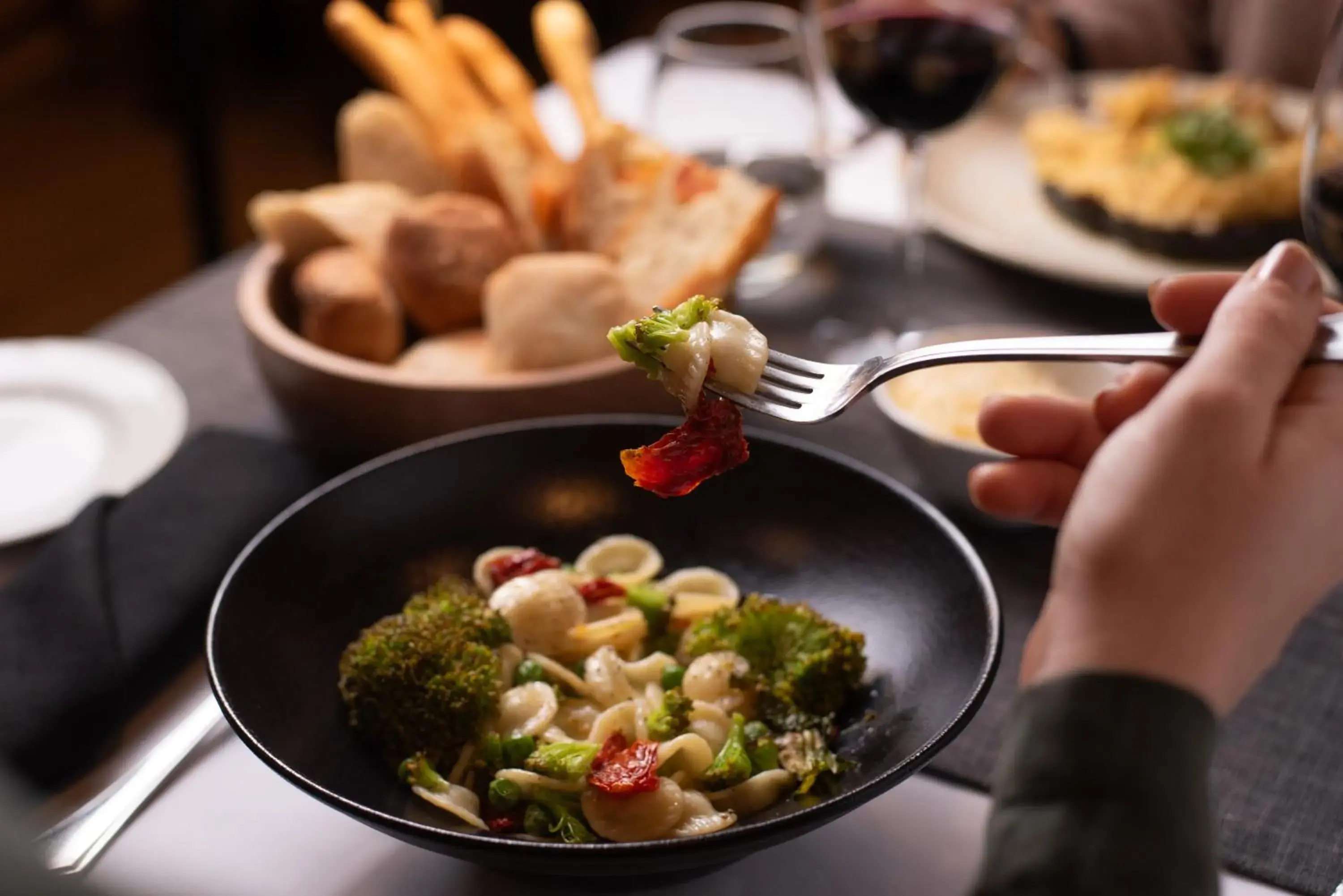 Restaurant/places to eat in Huentala Hotel Restaurant/places to eat in Huentala Hotel