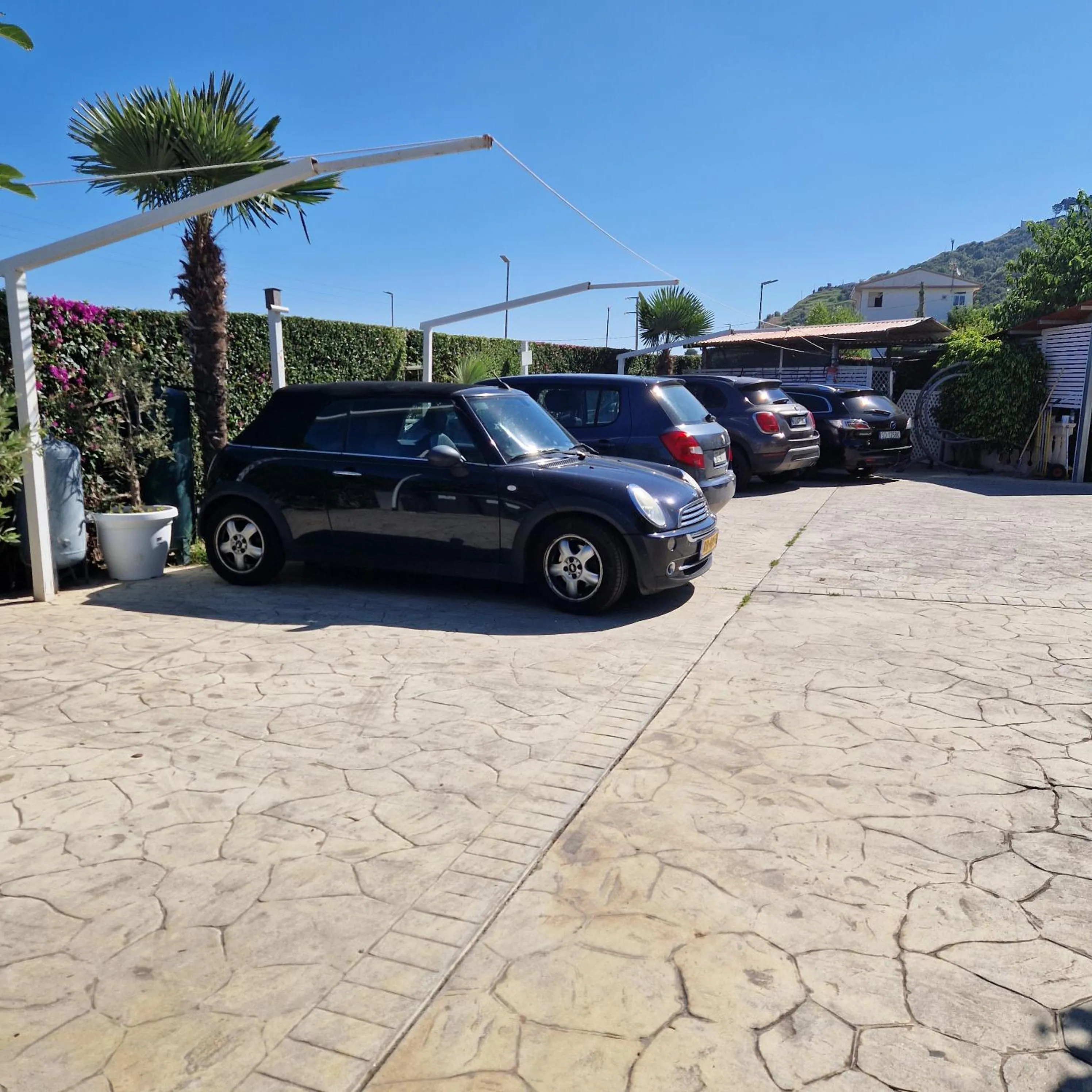 SANTA VENERE Apartments "PARCHEGGIO interno MOTO-AUTO" Ricarica auto Elettriche