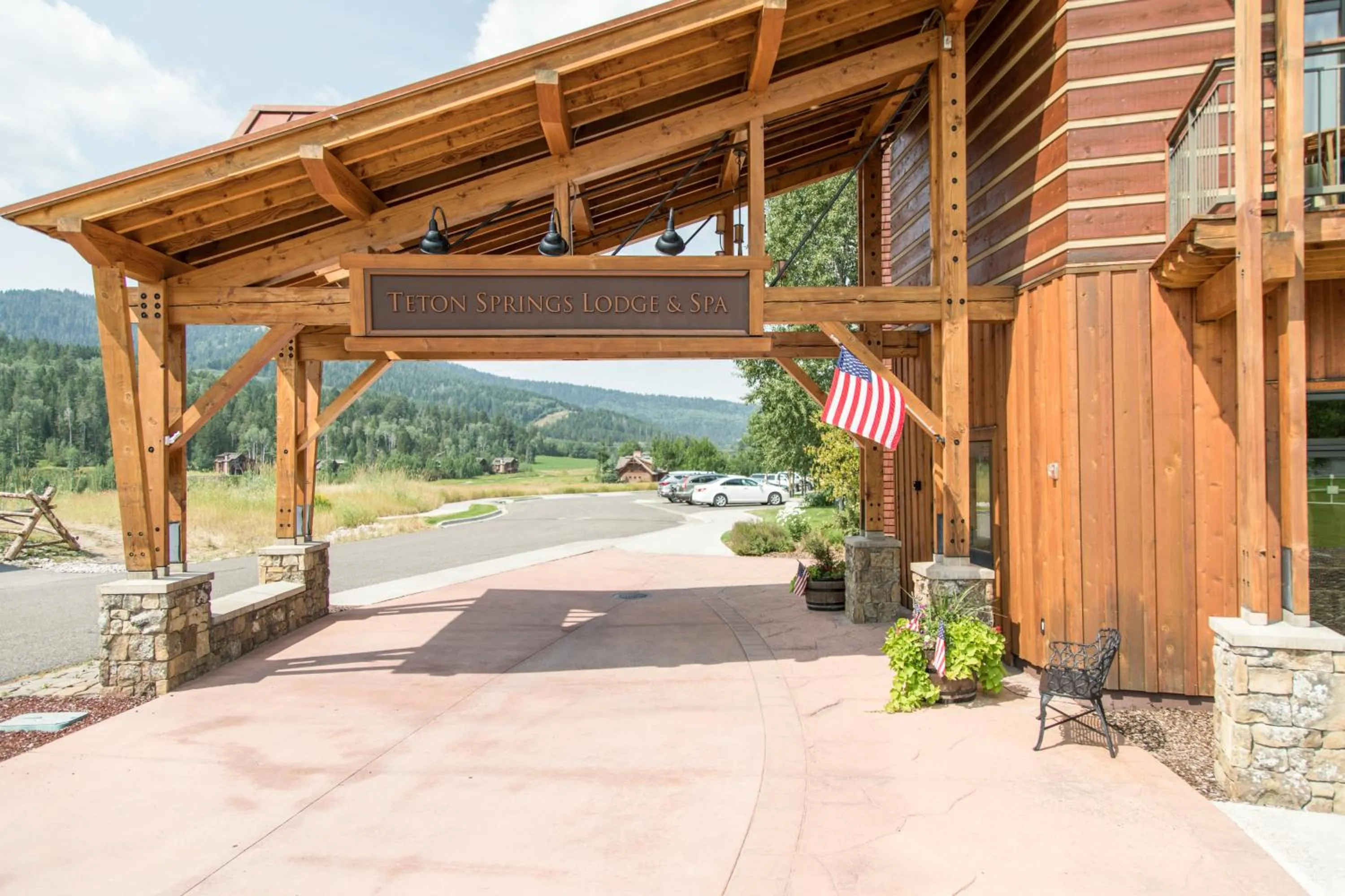 Facade/entrance in The Lodge at Bronze Buffalo Ranch
