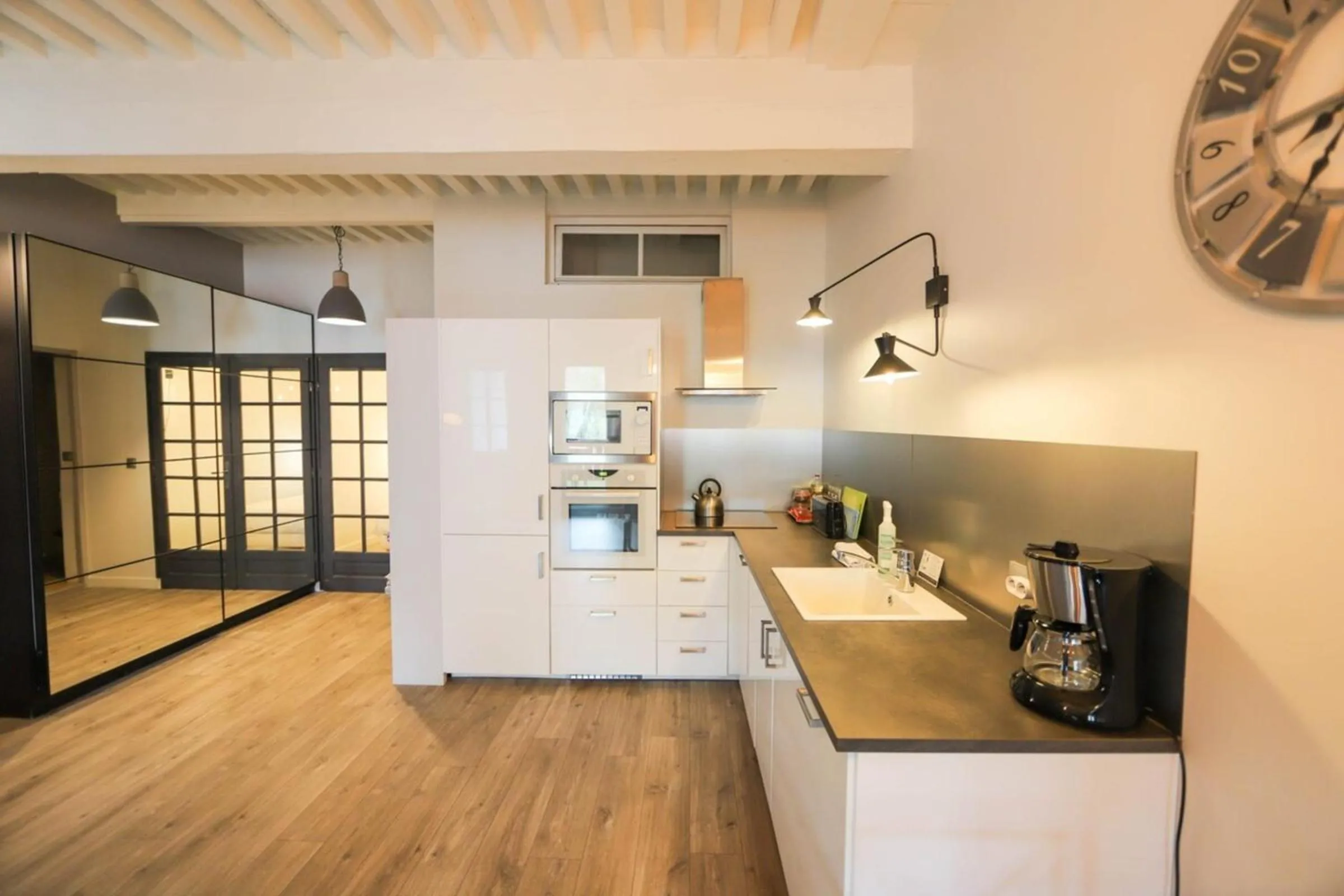 55 m2 Apart with big terrace in Annecy downtown