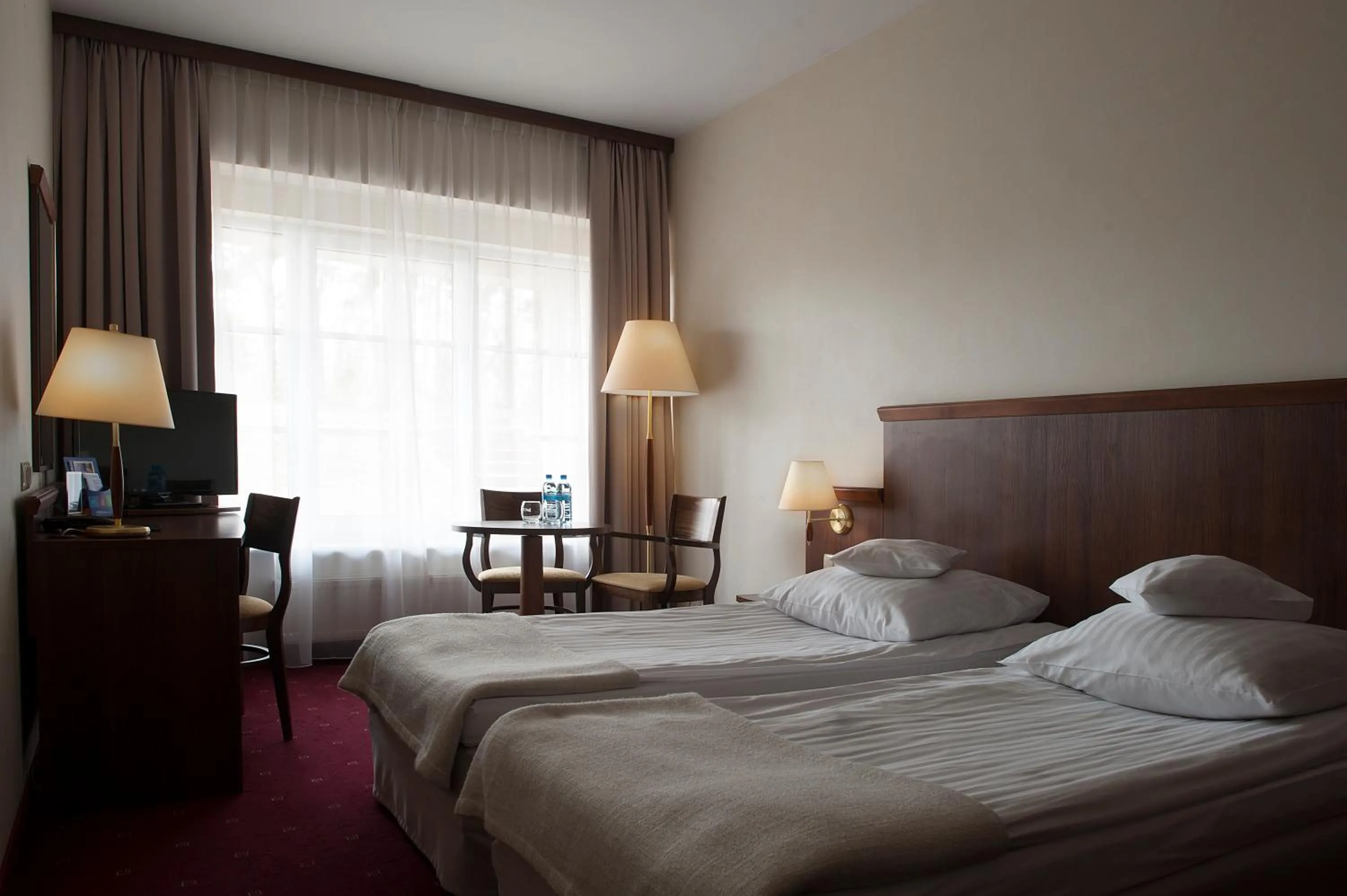 Bed in Best Western Hotel Edison