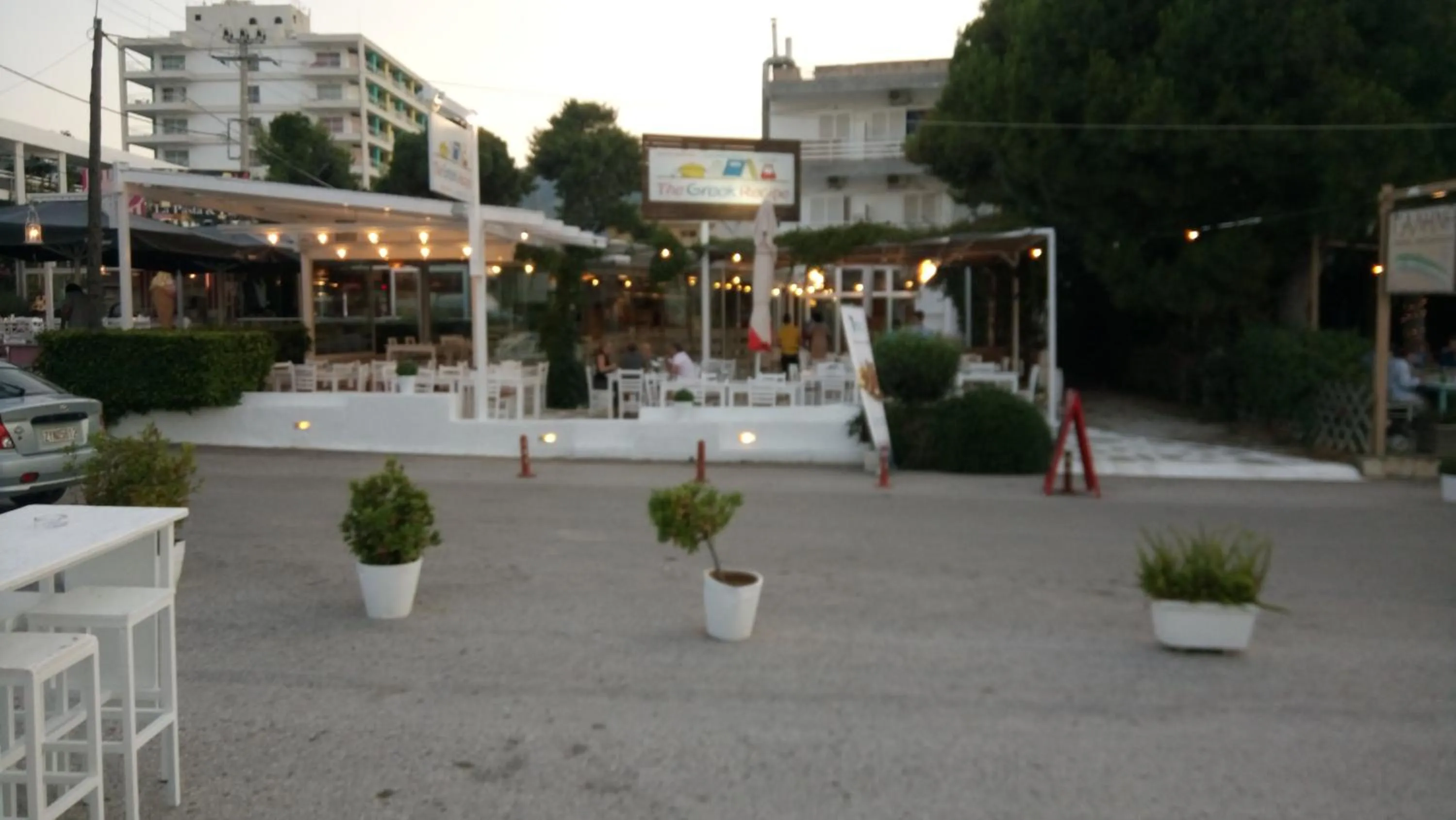 Dinner in Villa George - Family Holidays