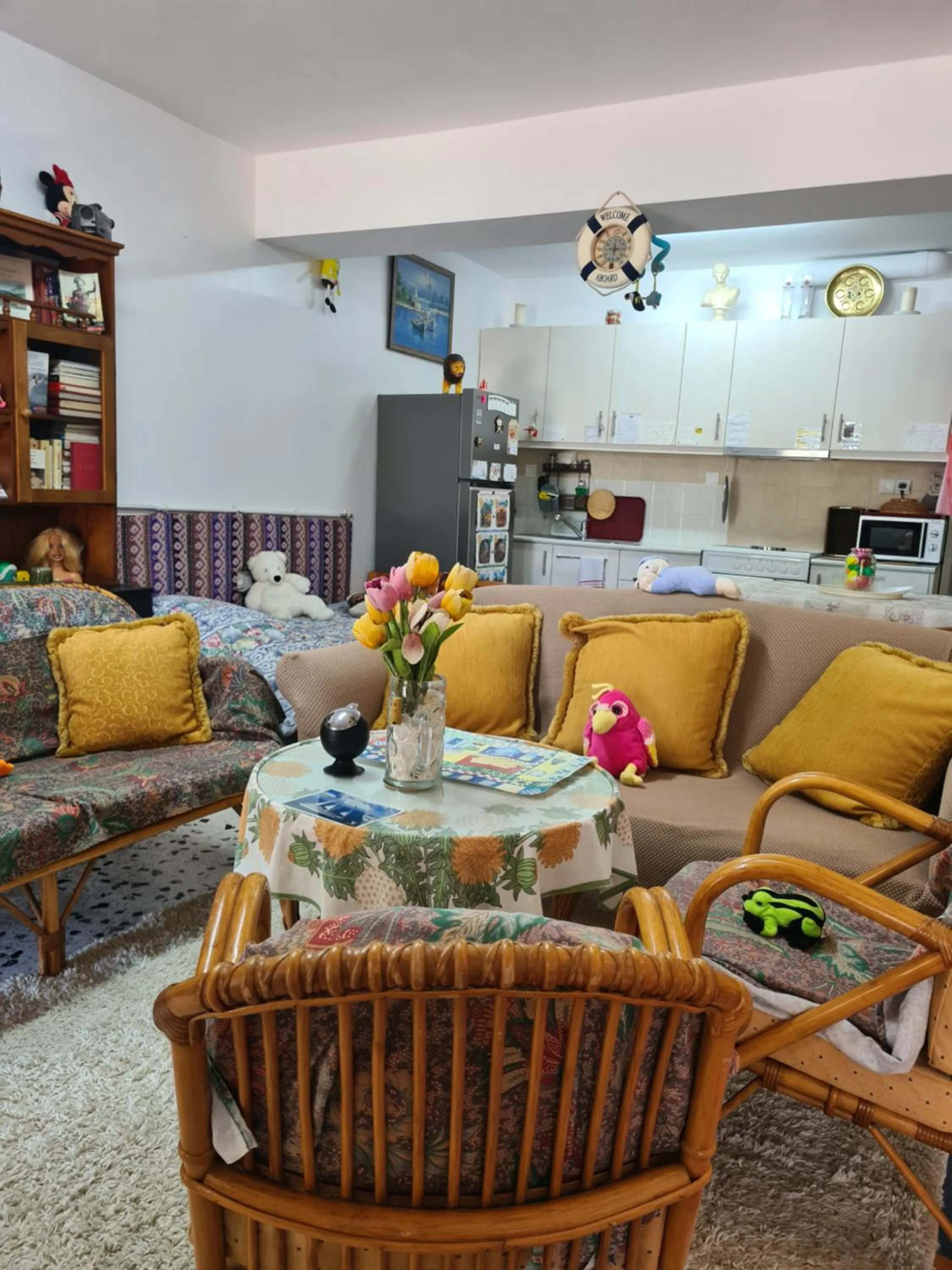 Living room in Villa George - Family Holidays