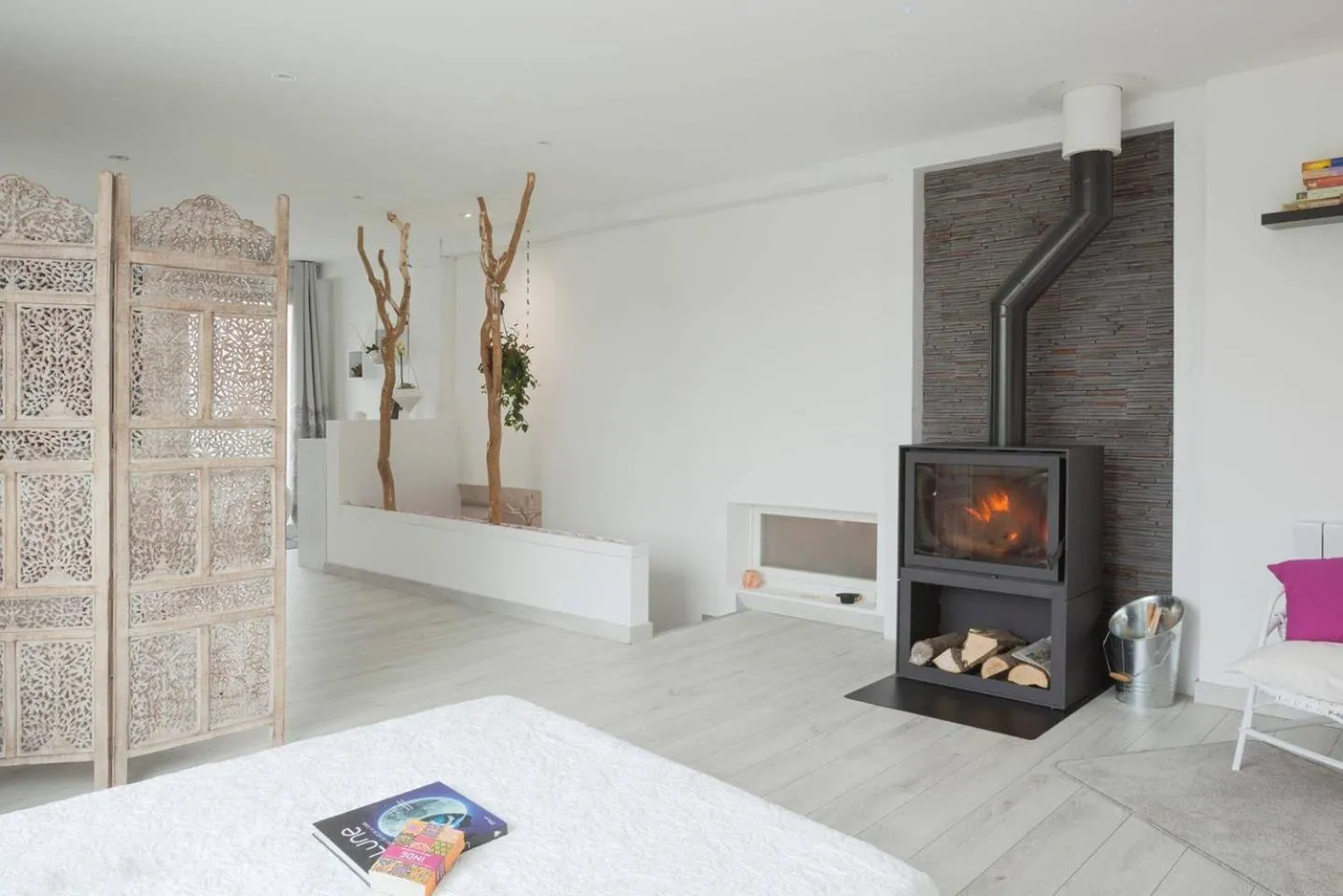 Bed in La Maison D'ayona