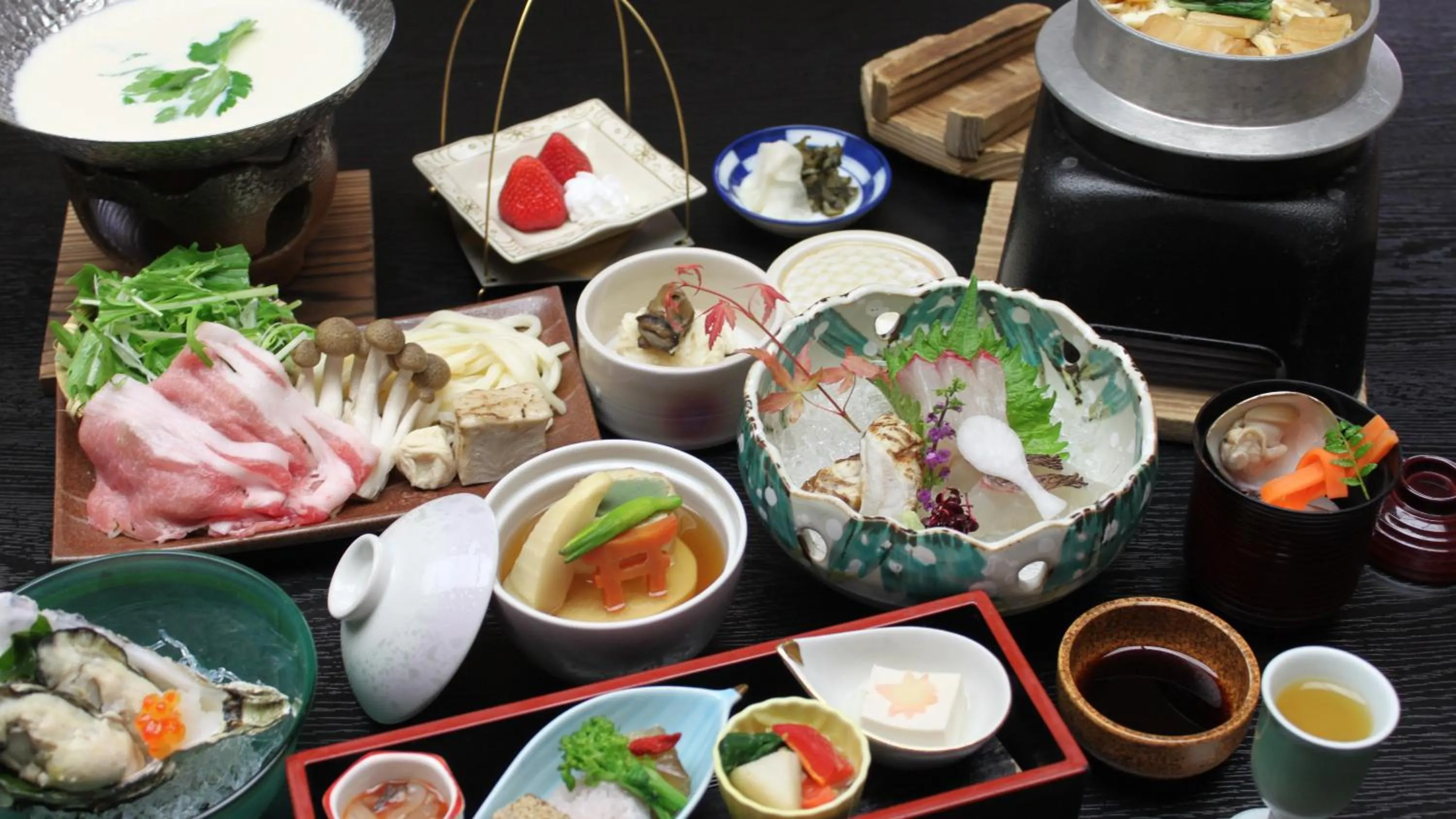 Food and drinks in Aki Grand Hotel & Spa