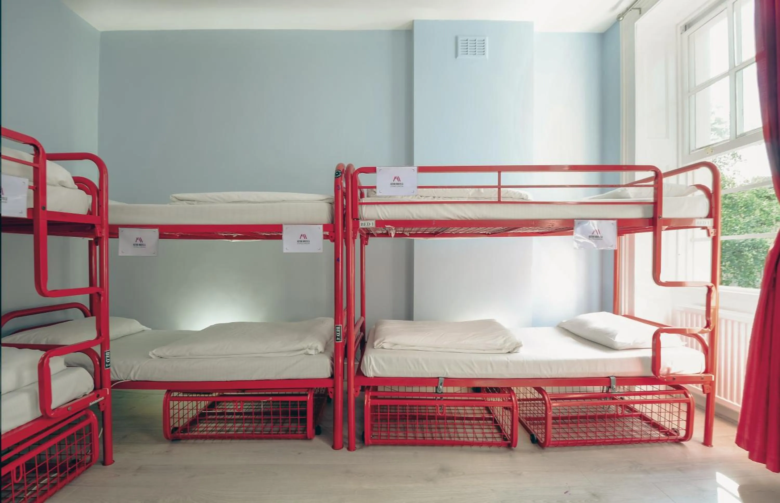 Bedroom, Bed in Astor Museum Hostel