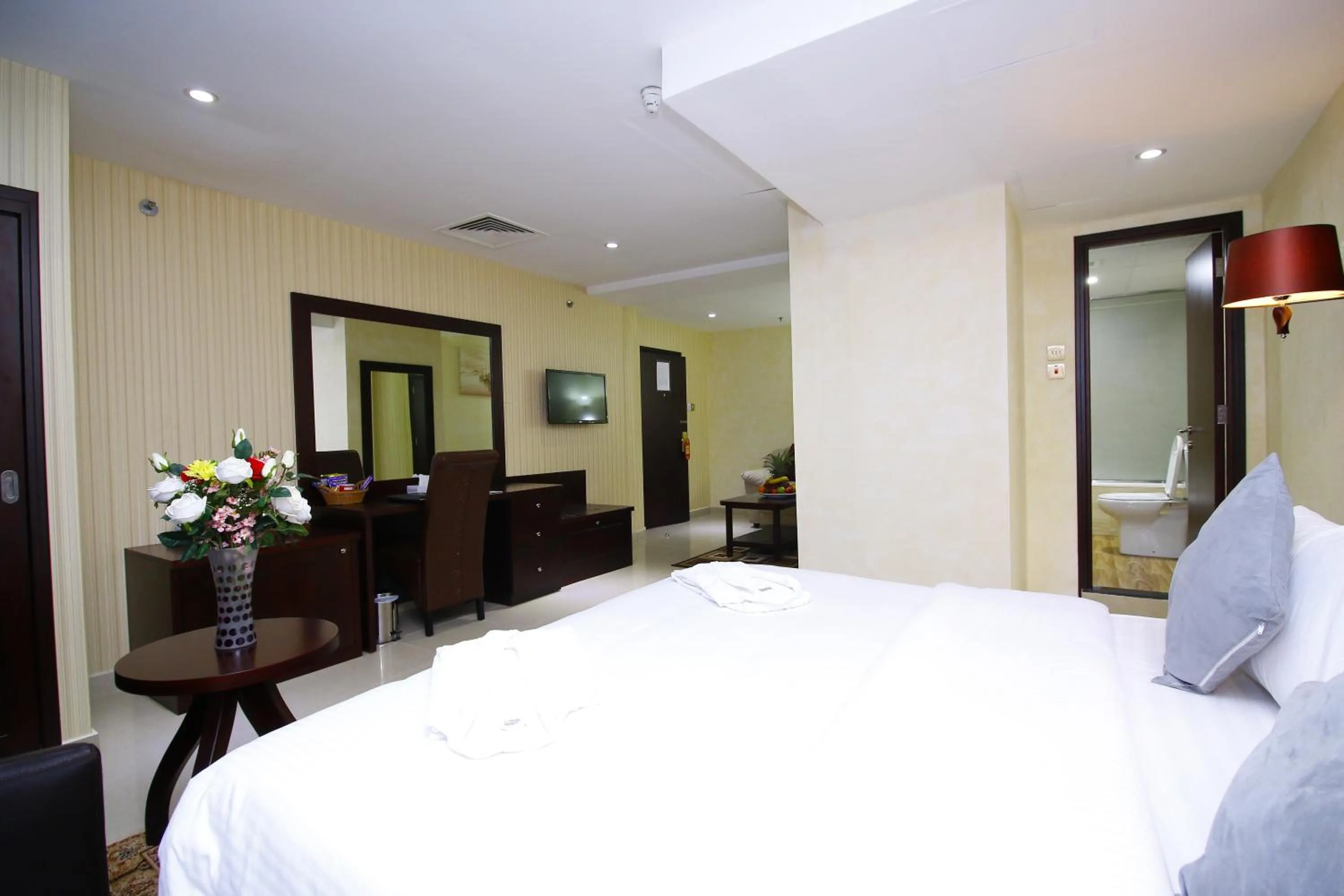 Photo of the whole room, Bed in Royal Falcon Hotel