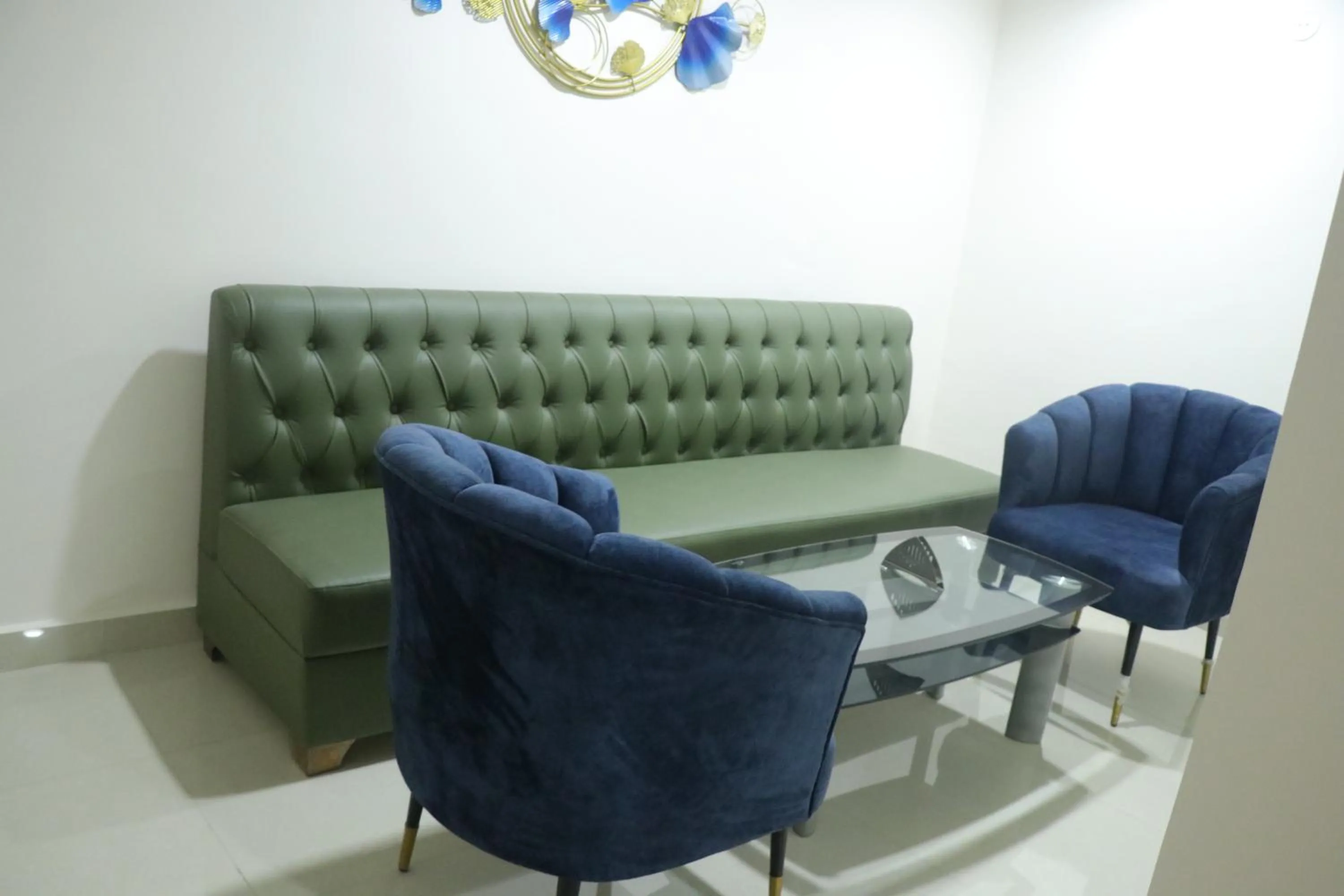 Suite in Pt Moolraj Residency