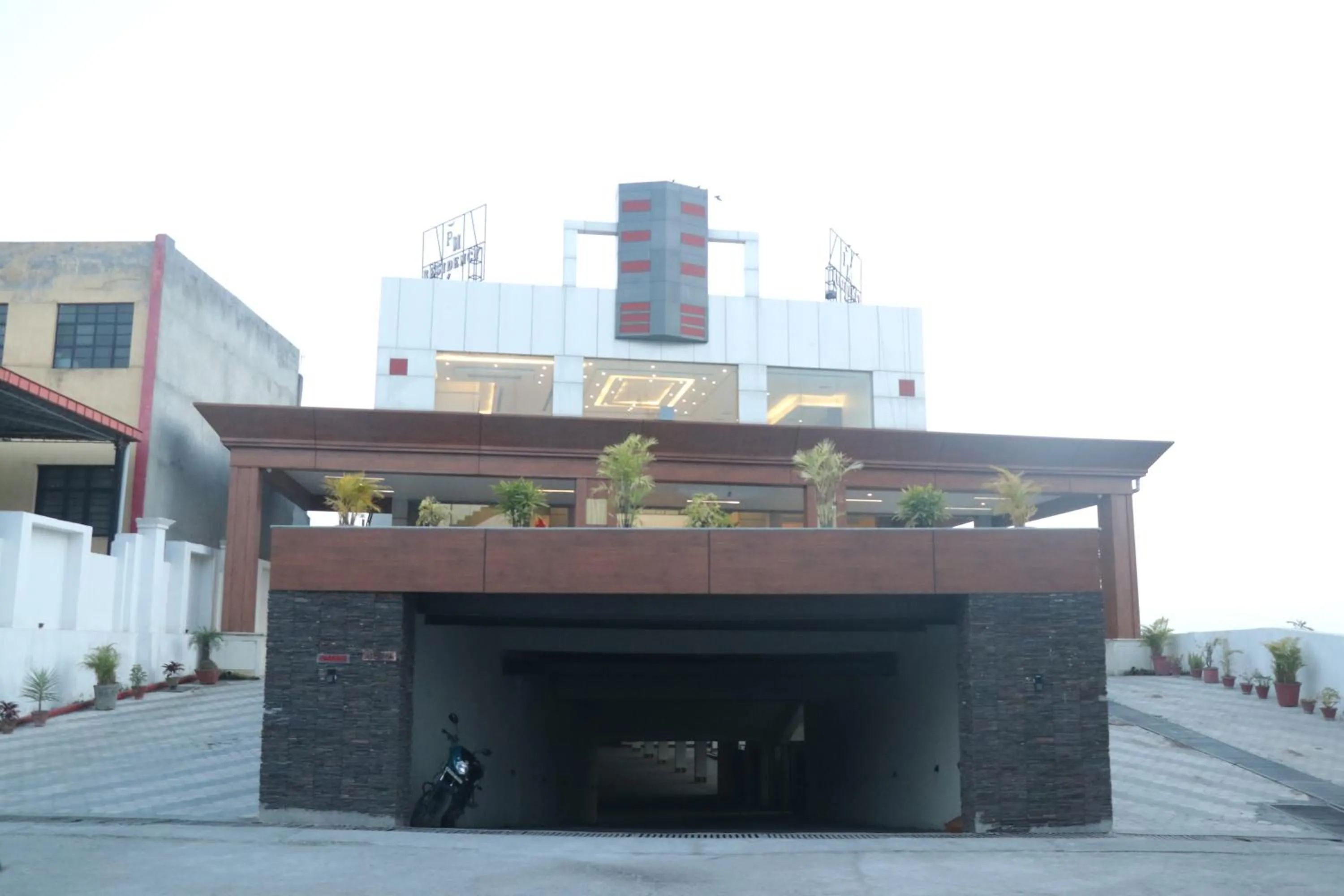 Pt Moolraj Residency