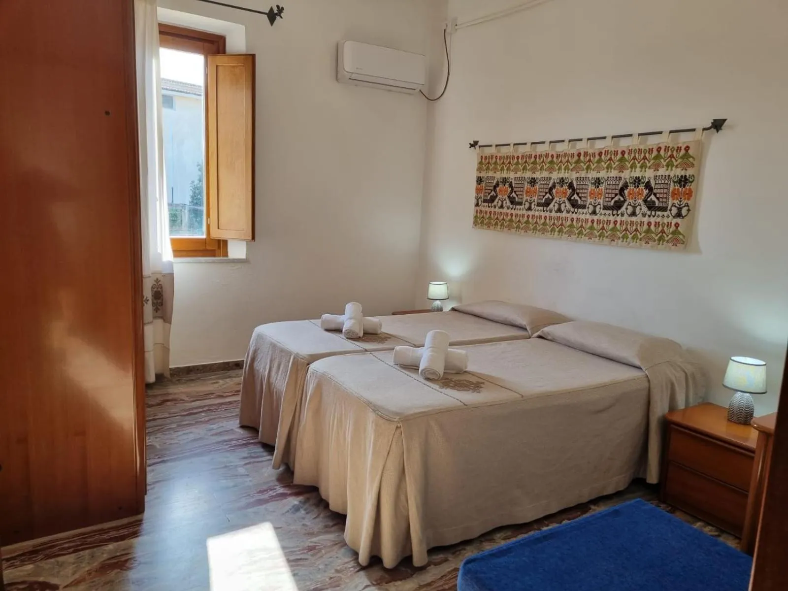 Photo of the whole room, Bed in Hotel Plammas