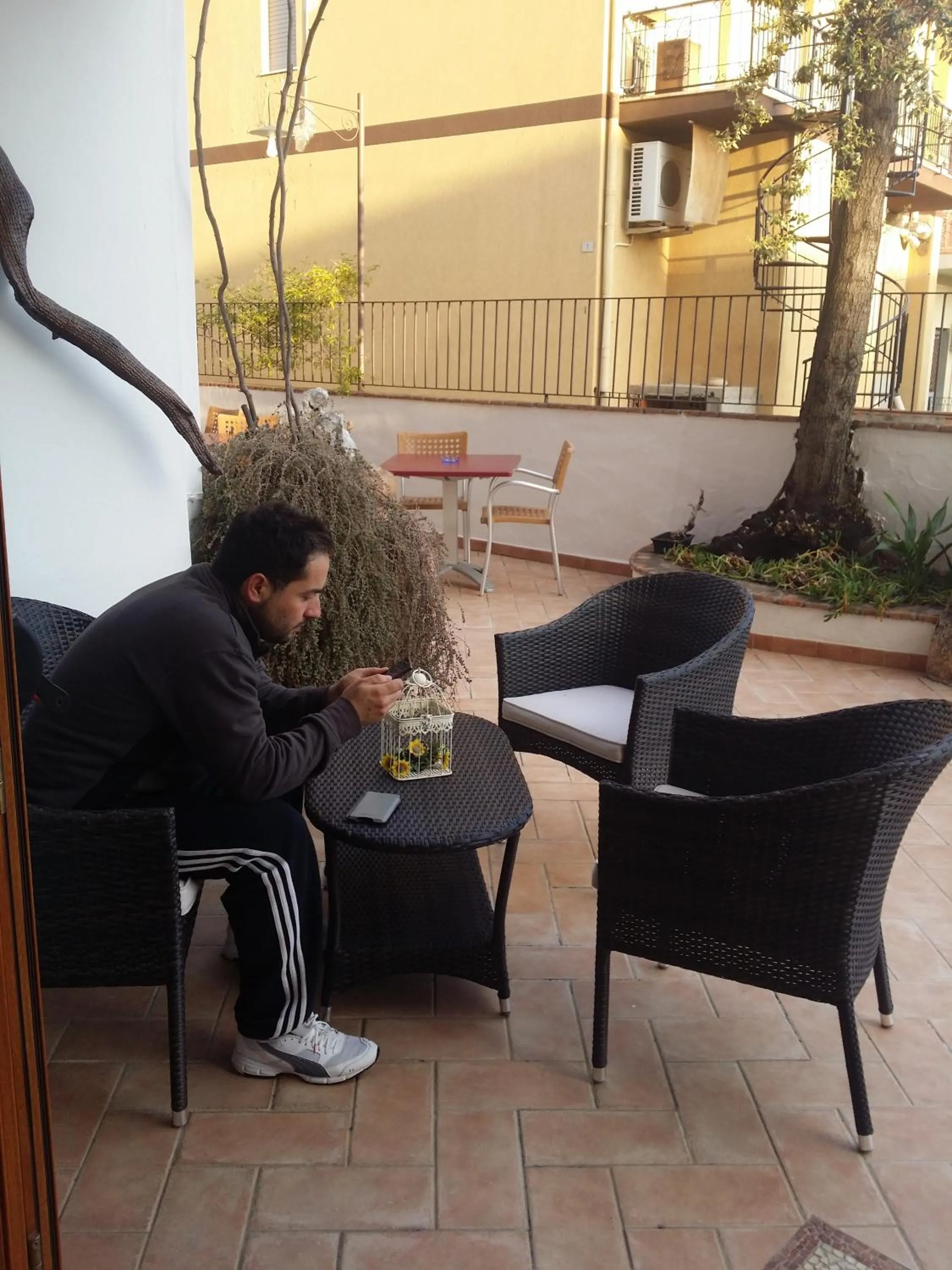 Facade/entrance in Hotel Plammas