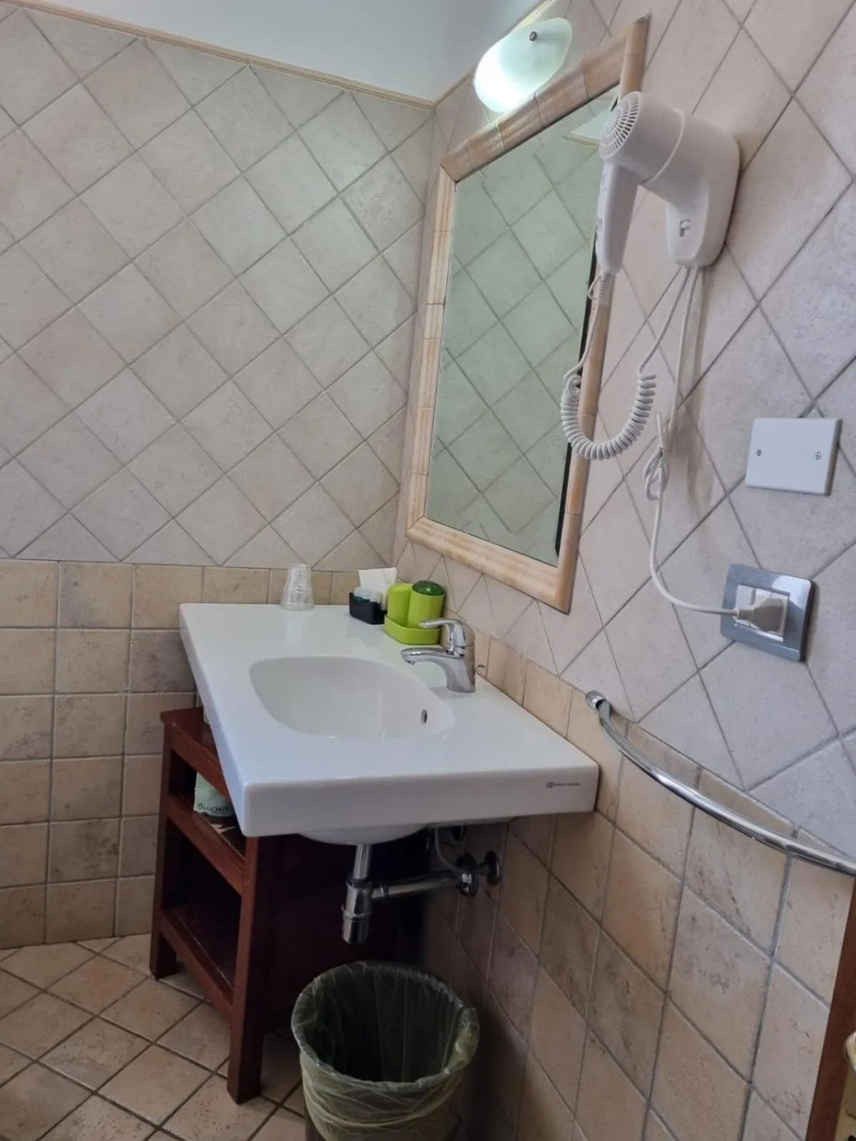 Bathroom in Hotel Plammas