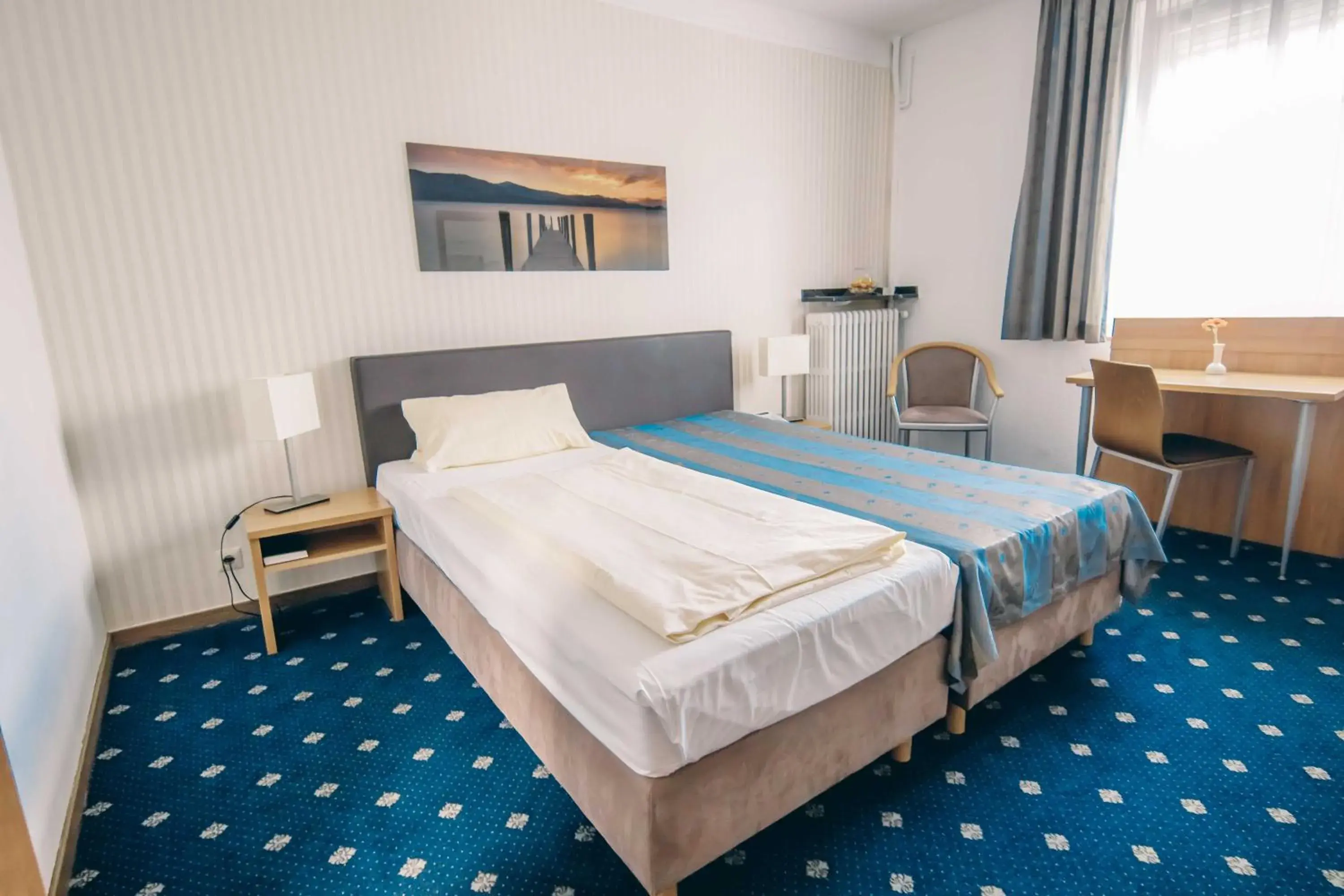 Double Room - single occupancy in Hotel Restaurant Benger Double Room - single occupancy in Hotel Restaurant Benger