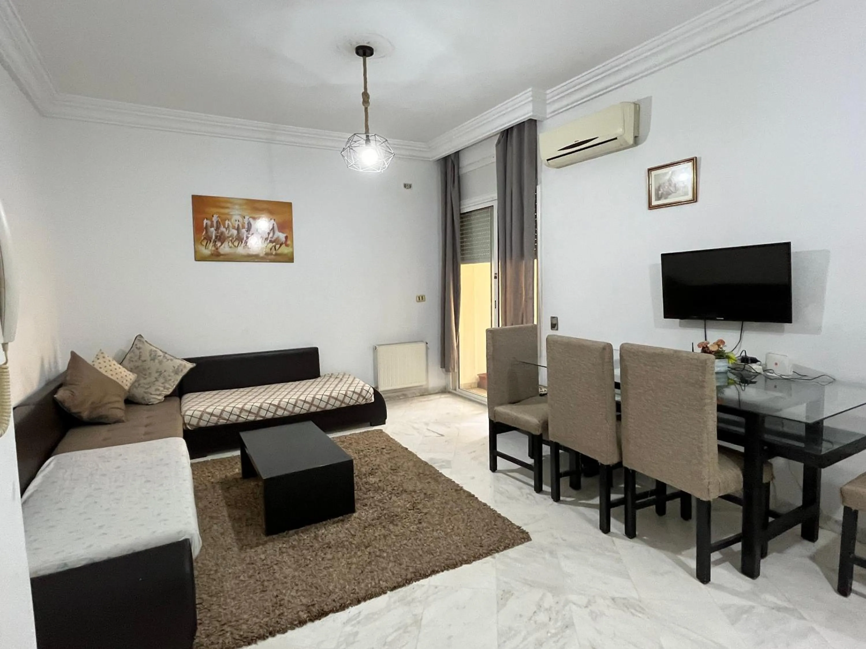 Communal lounge/ TV room in My Second Home