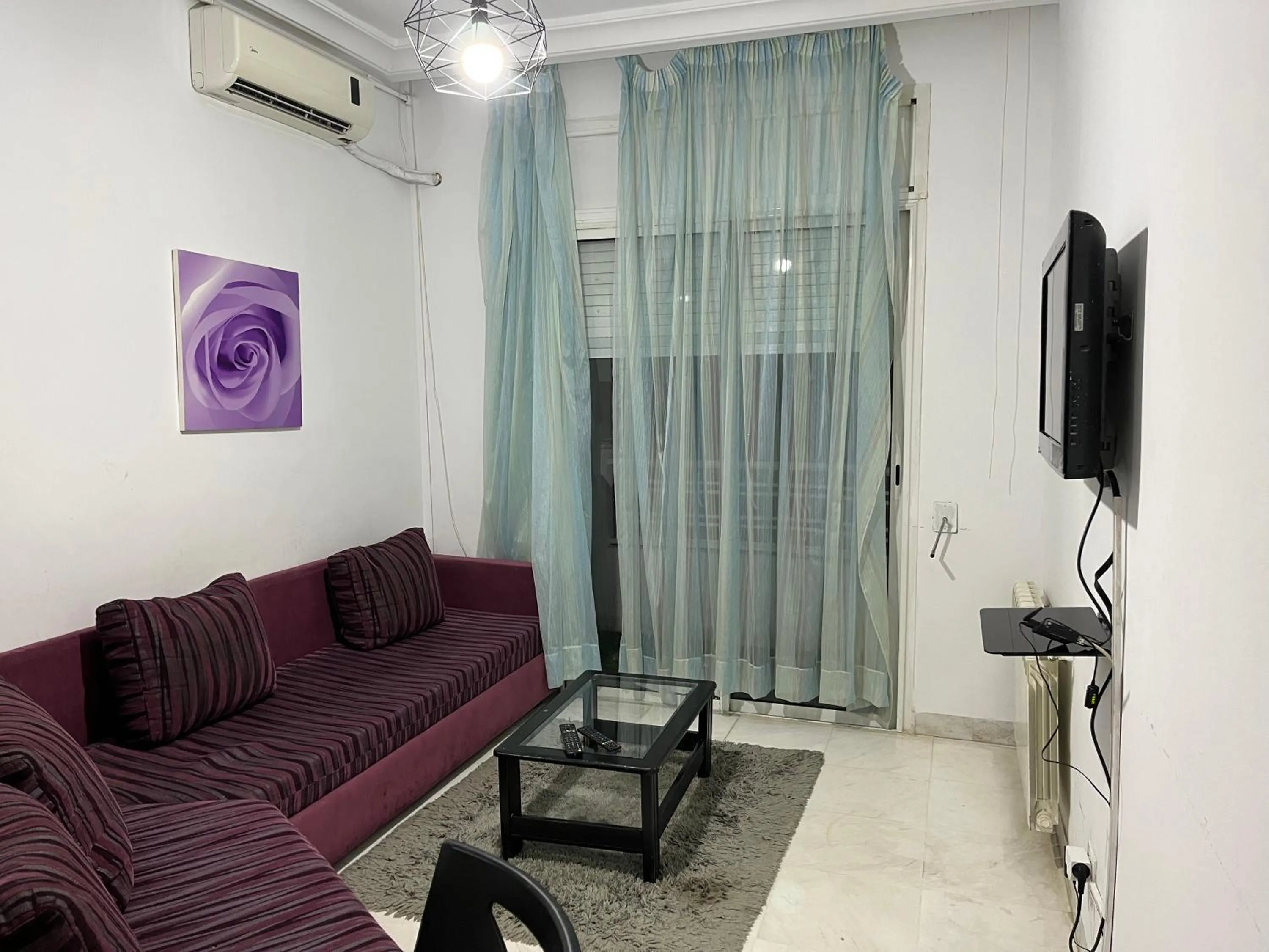 Communal lounge/ TV room in My Second Home