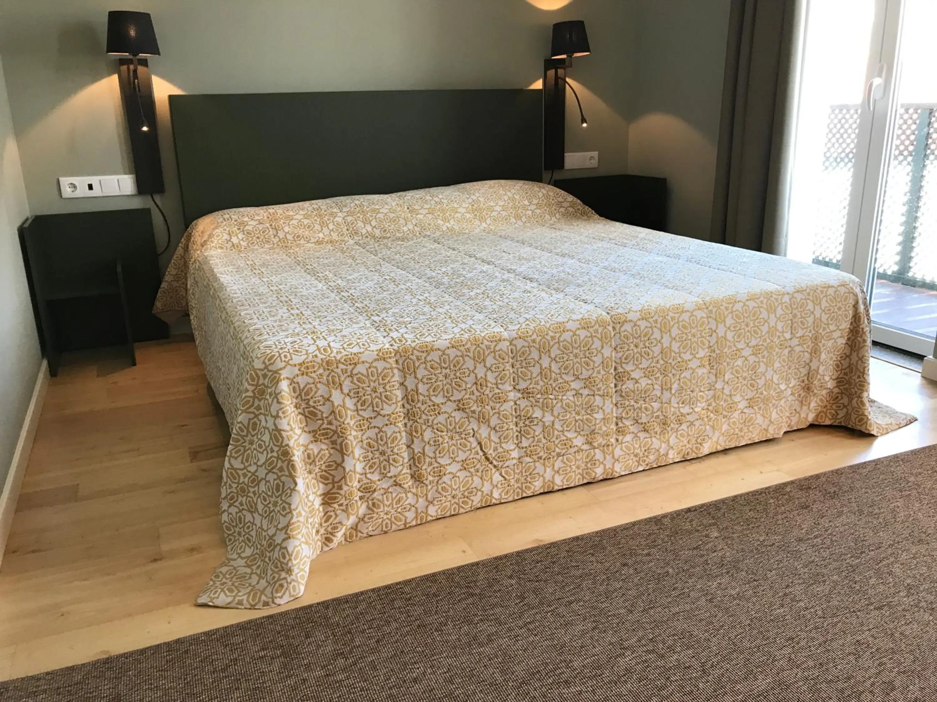 Bedroom, Bed in Hotel Medieval® de Penedono