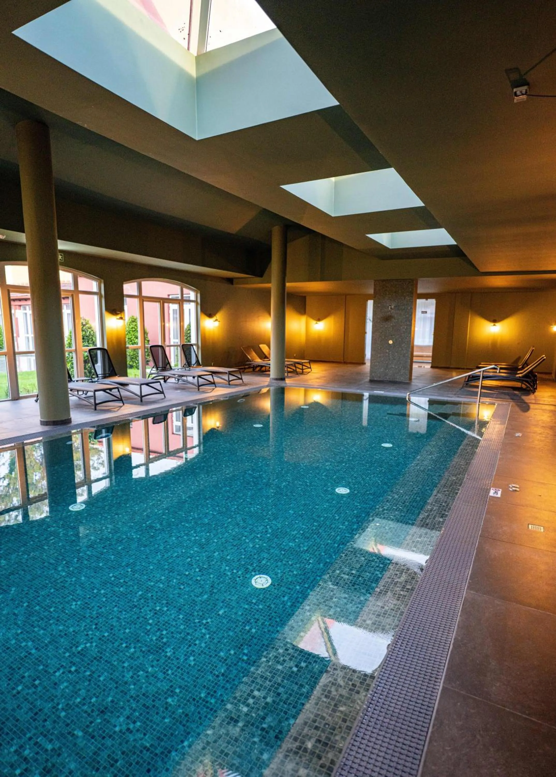 Swimming pool in Enotel Santo da Serra