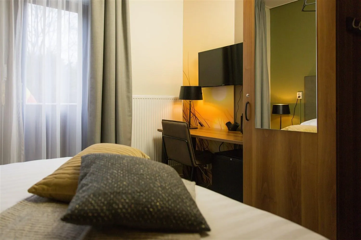 Other, Bed in Bed & Breakfast Van Marion