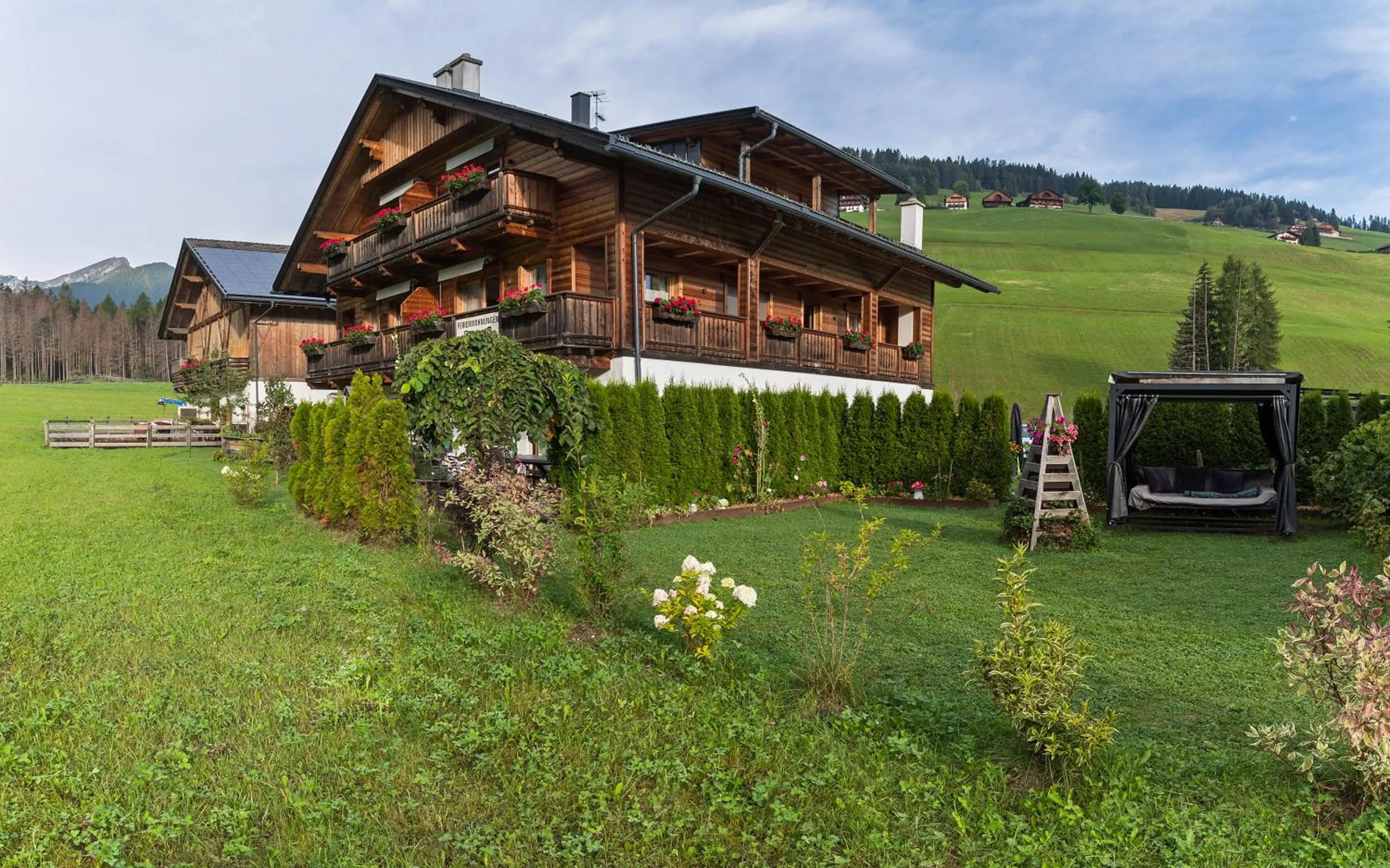 Property building in Roderhof