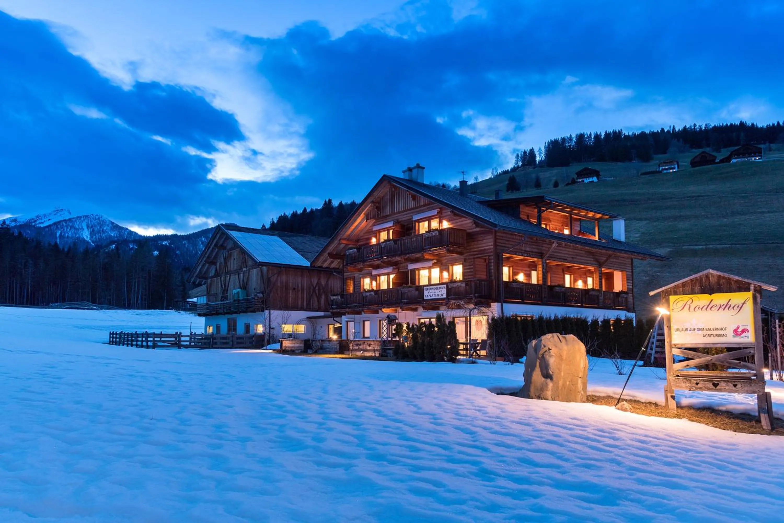 Night in Roderhof