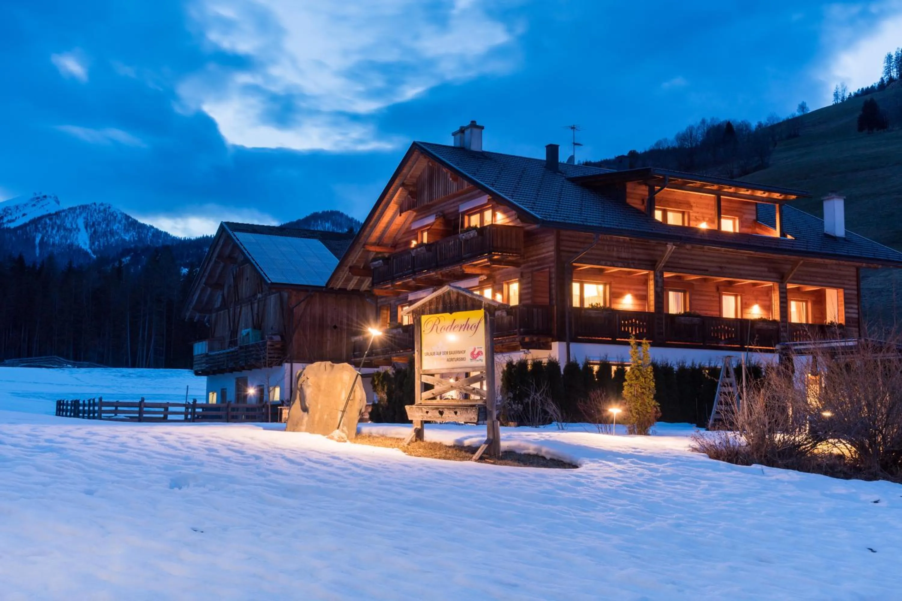 Night in Roderhof