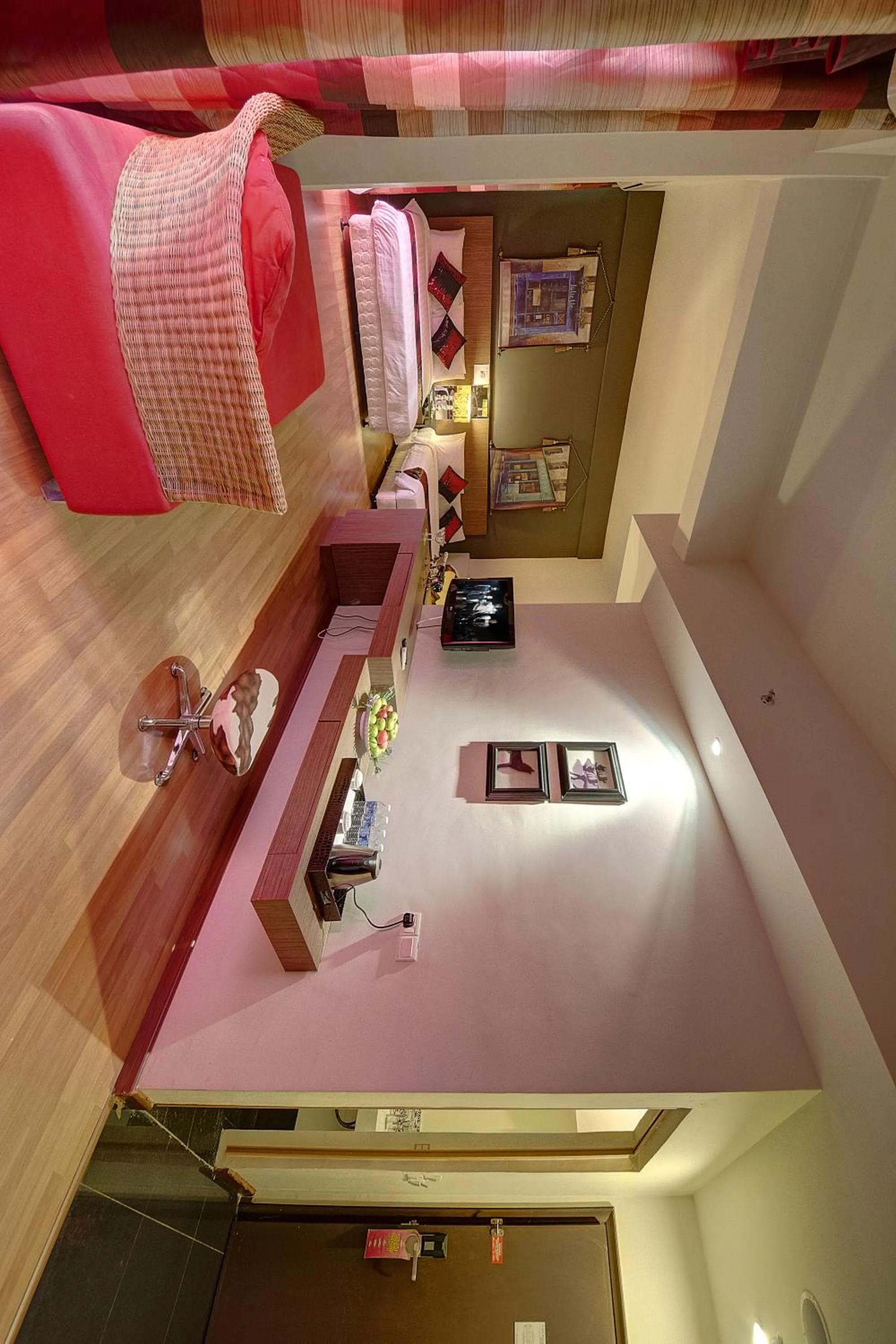 Bedroom in Arenaa Deluxe Hotel