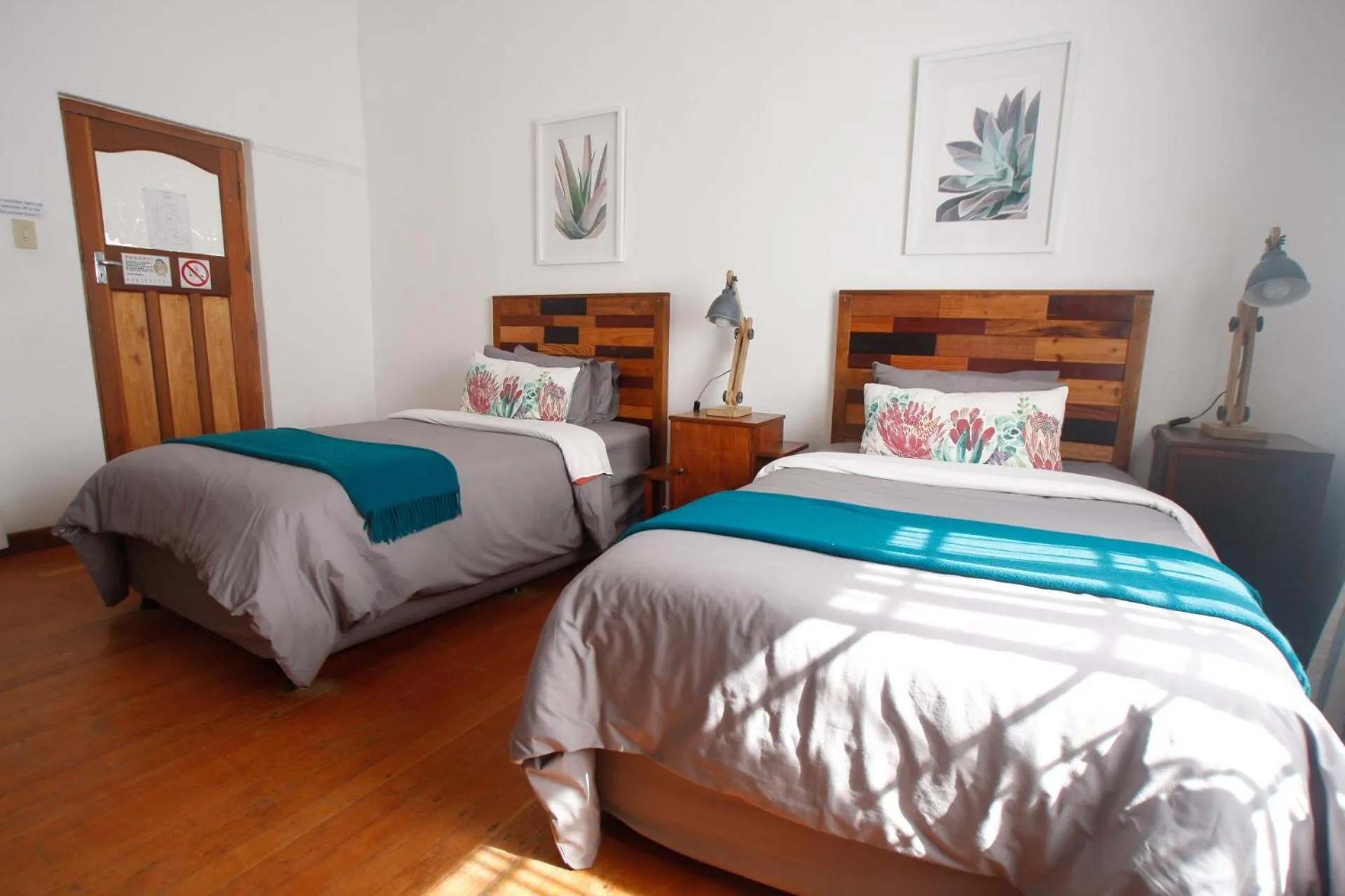 Twin Room - single occupancy in The Royal Steytlerville