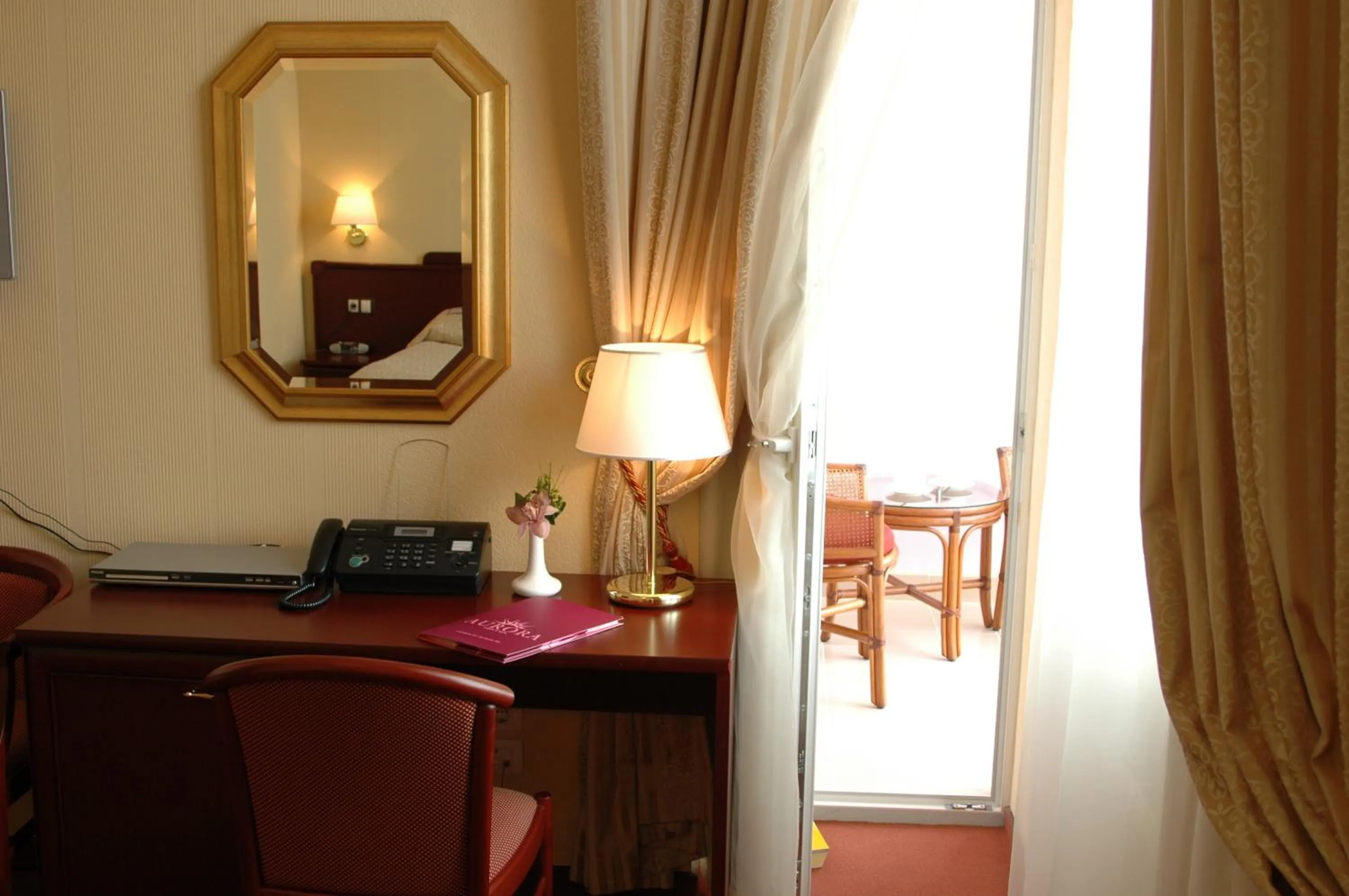 Seating area in Aurora Premier Hotel