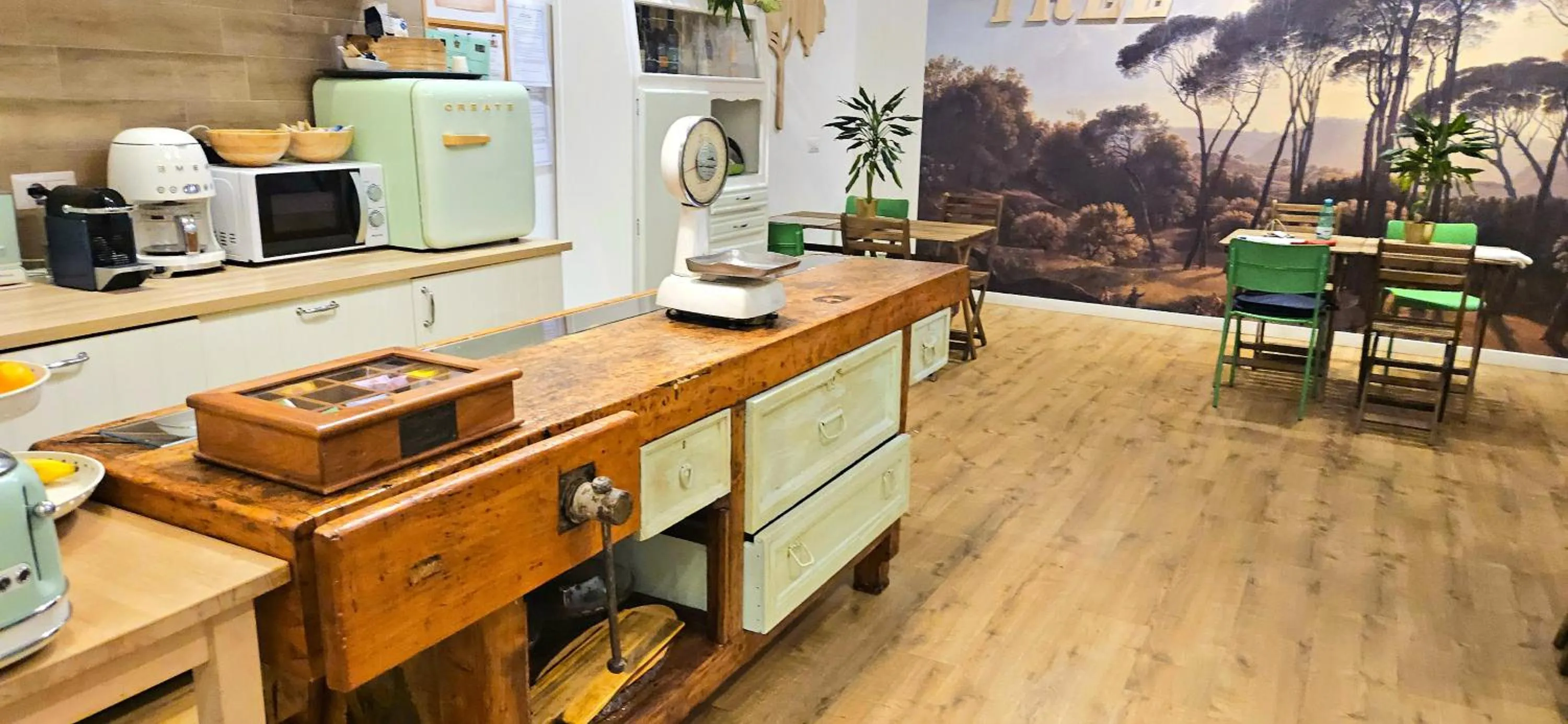 Food close-up in Napoli Tree - Lungomare