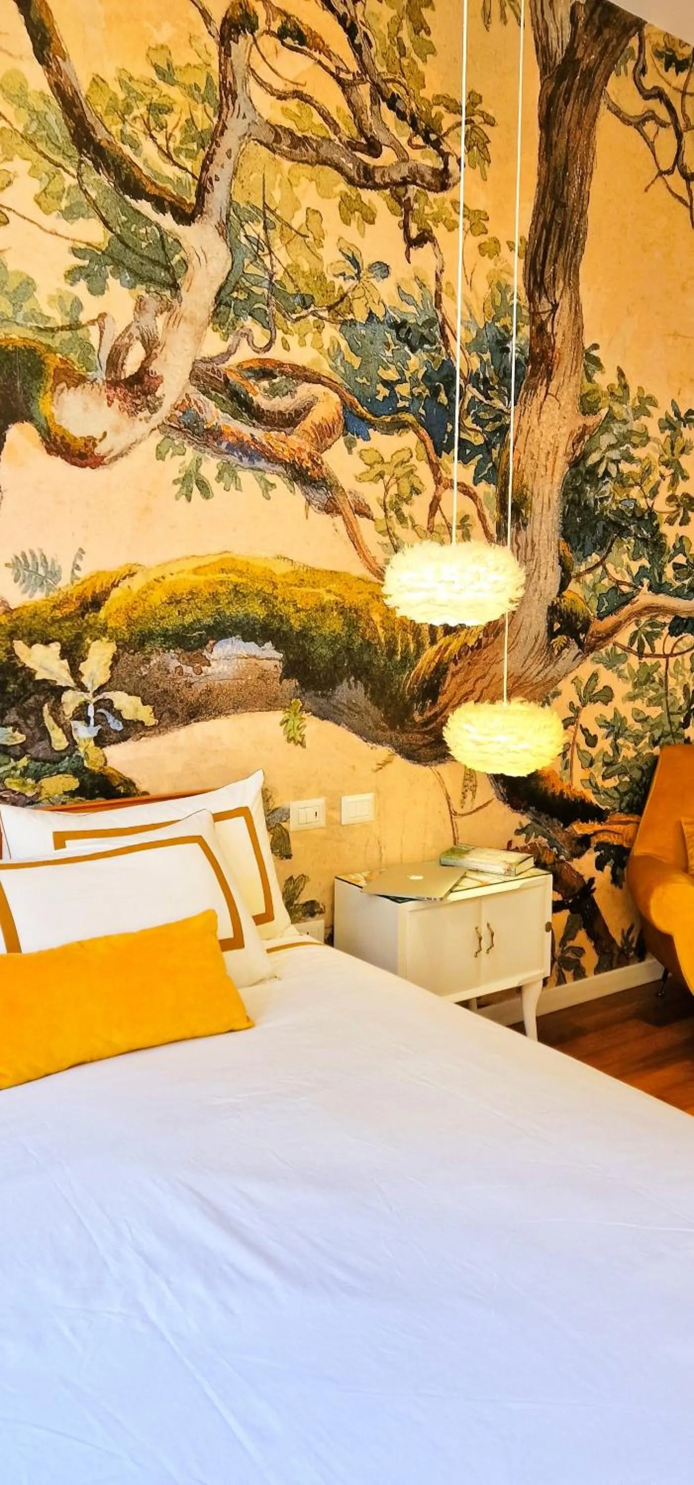 Bed in Napoli Tree - Lungomare