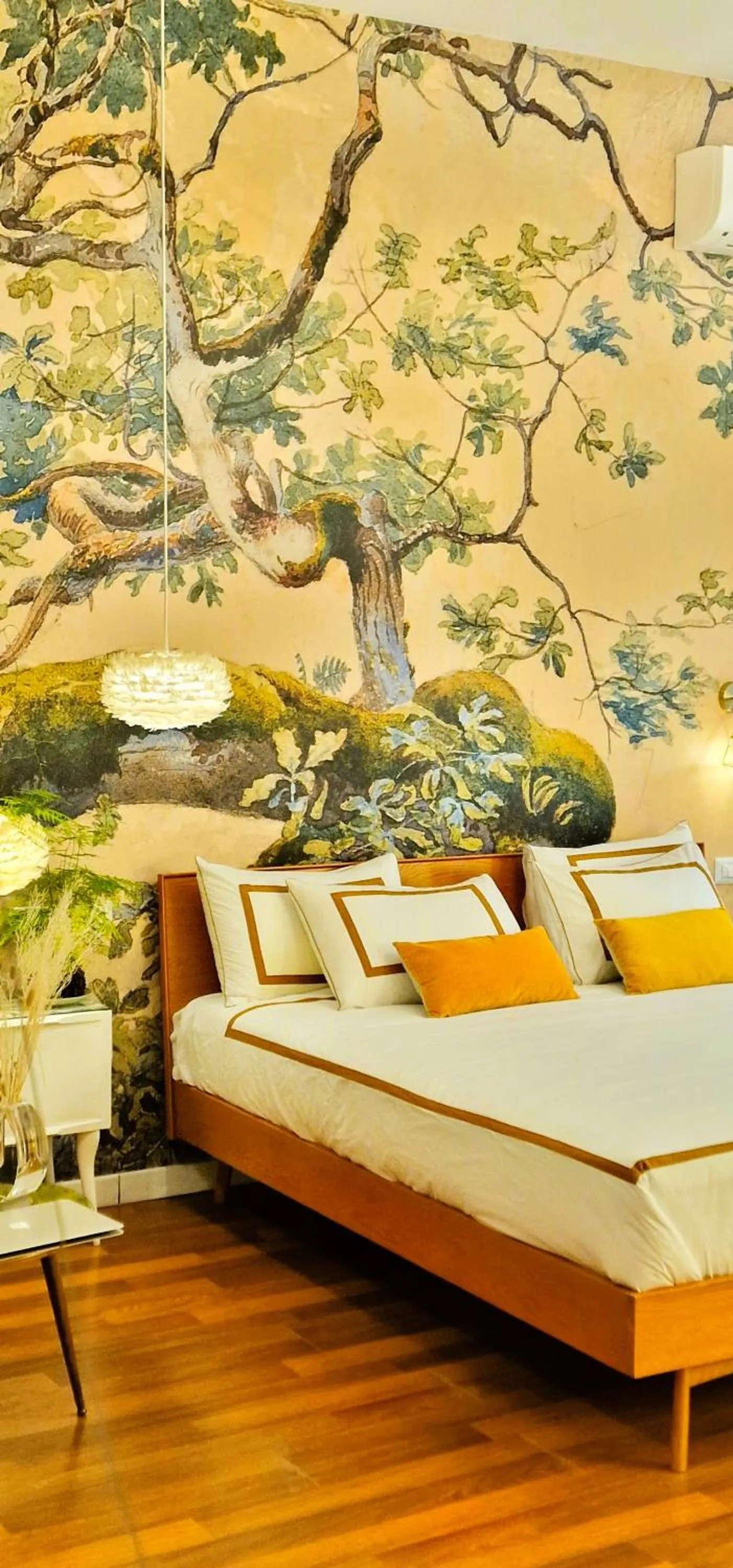 Photo of the whole room in Napoli Tree - Lungomare