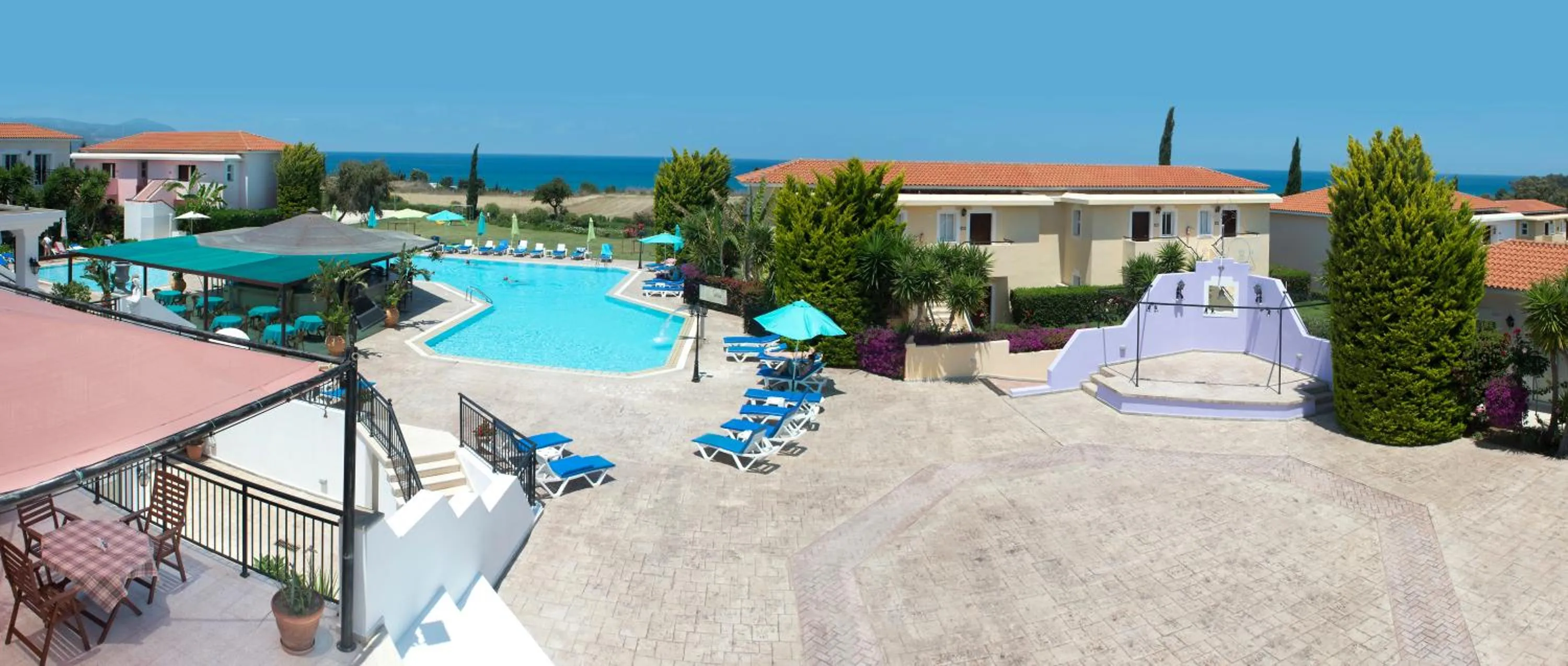 Property building in Akamanthea Holiday Village