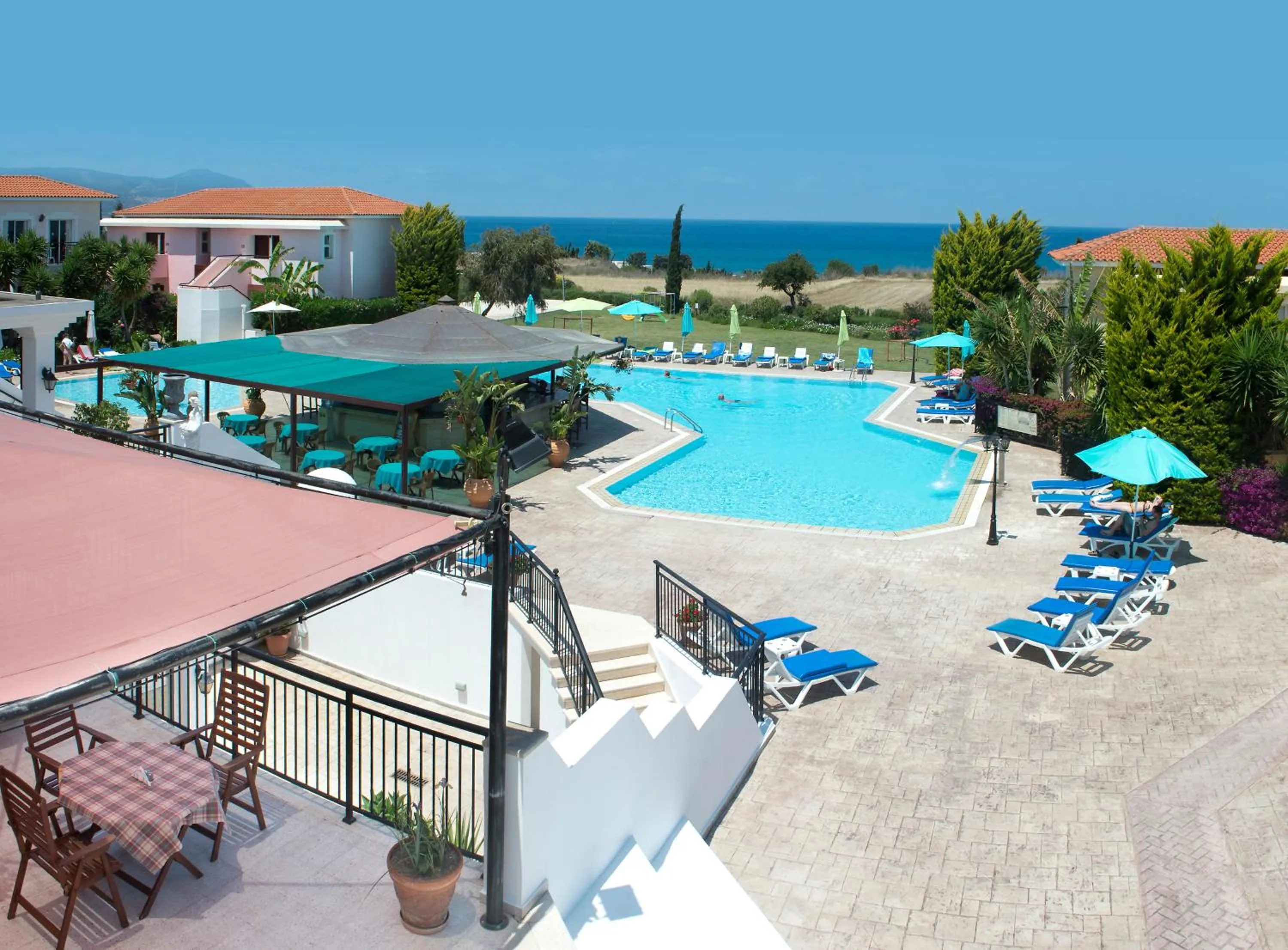 Swimming pool in Akamanthea Holiday Village