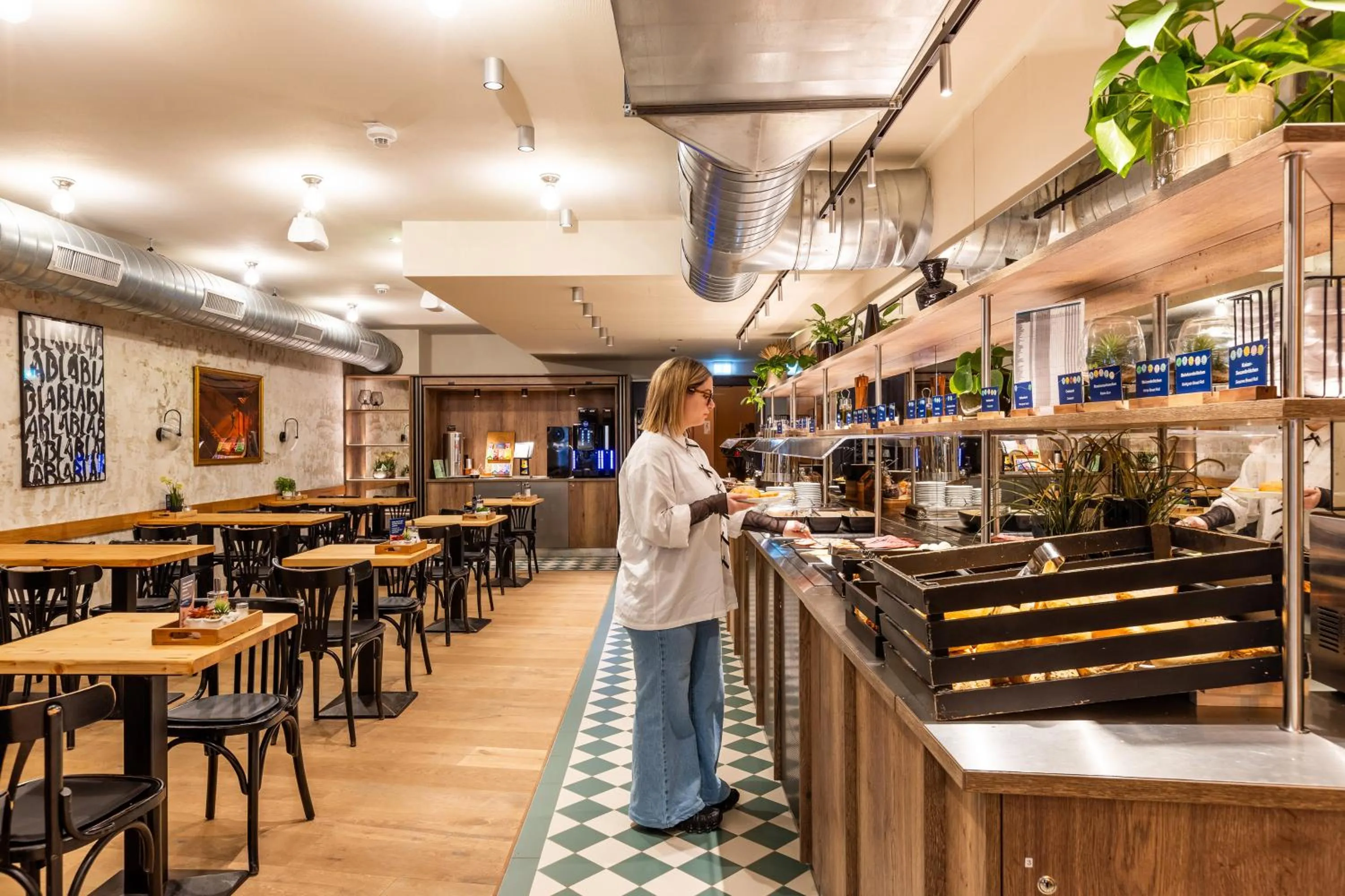 Buffet breakfast in MEININGER Hotel Berlin Mitte