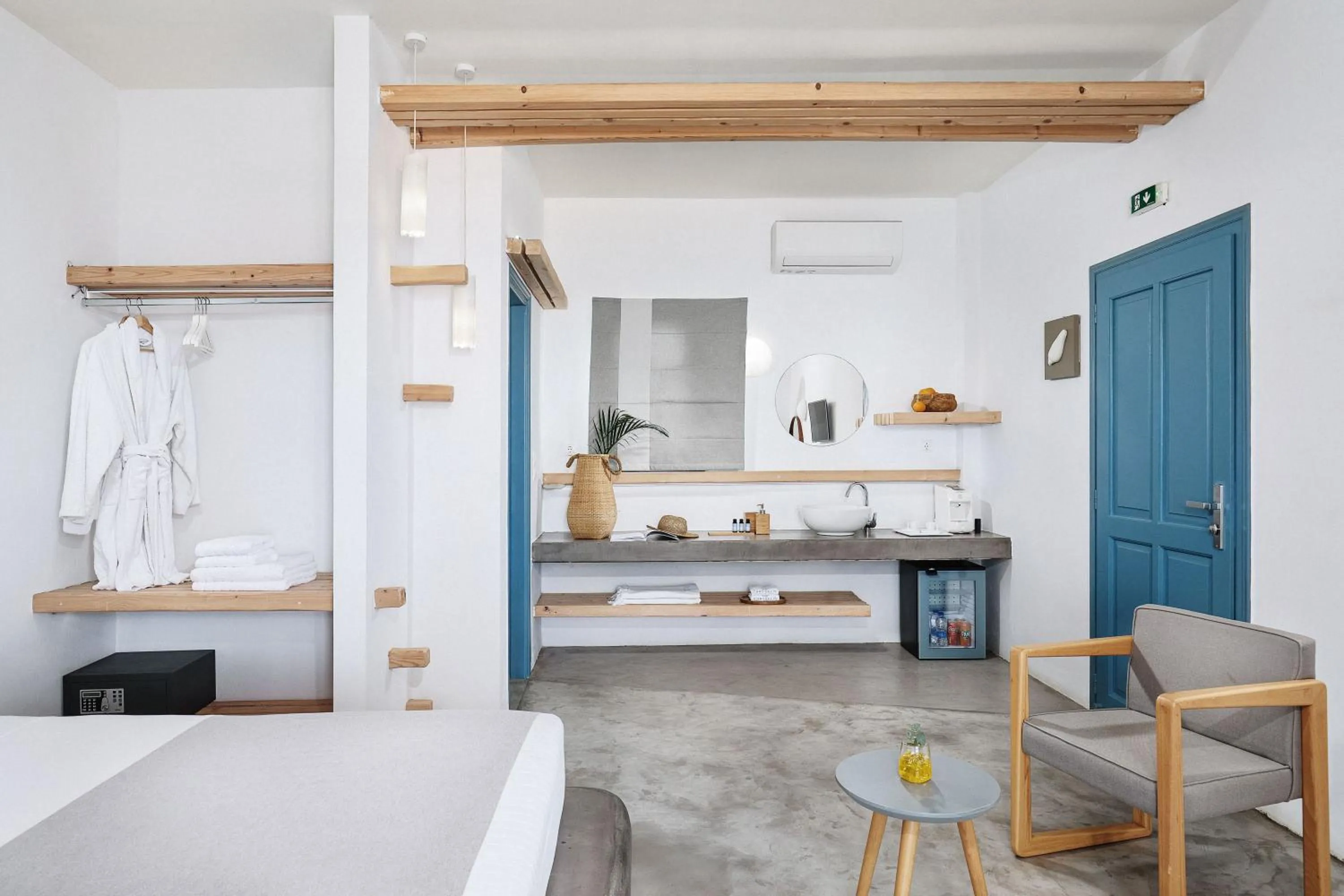 Photo of the whole room in Chrysalis Boutique - Adults Only