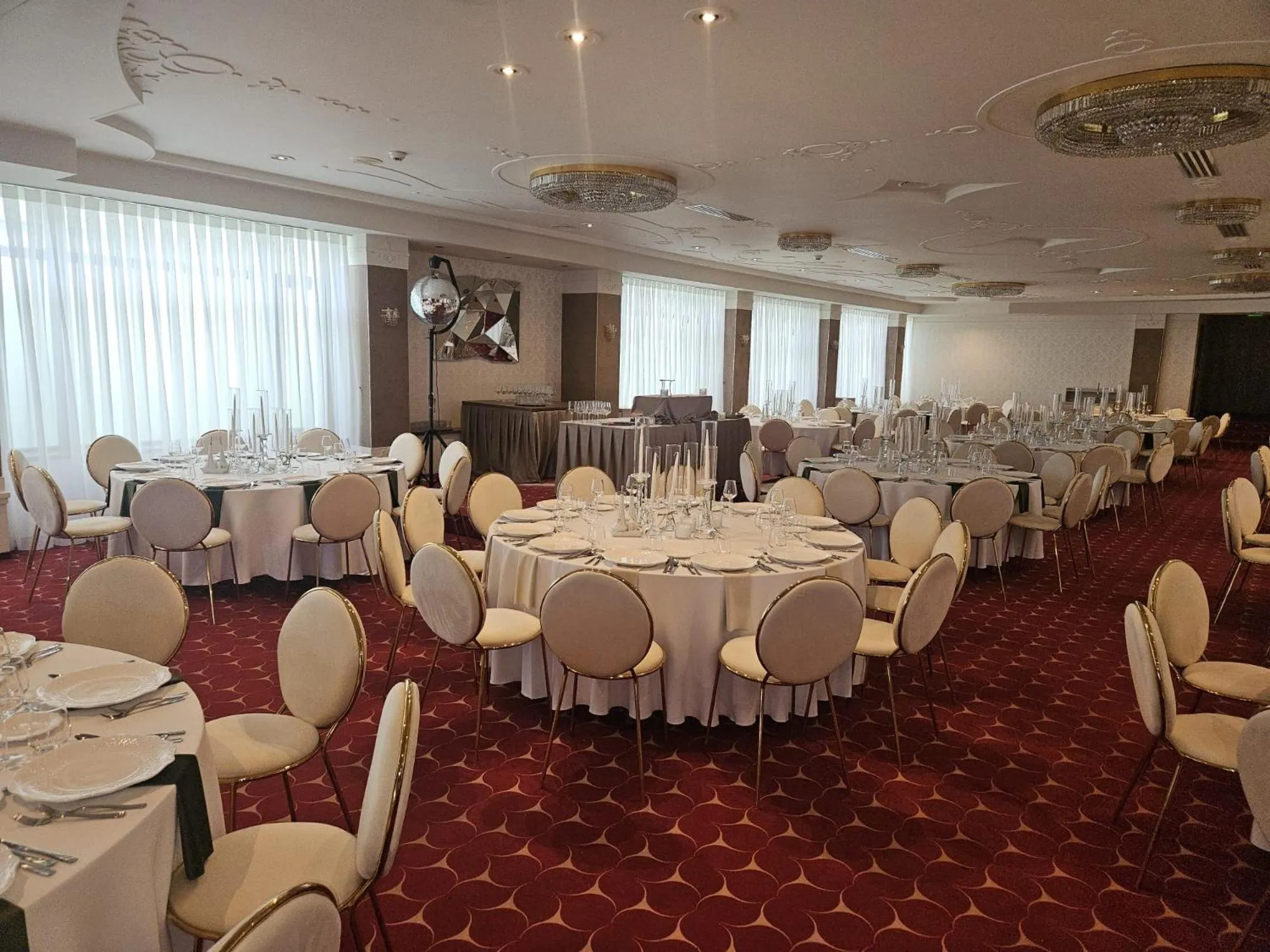 Restaurant/places to eat in Best Western Silva Hotel